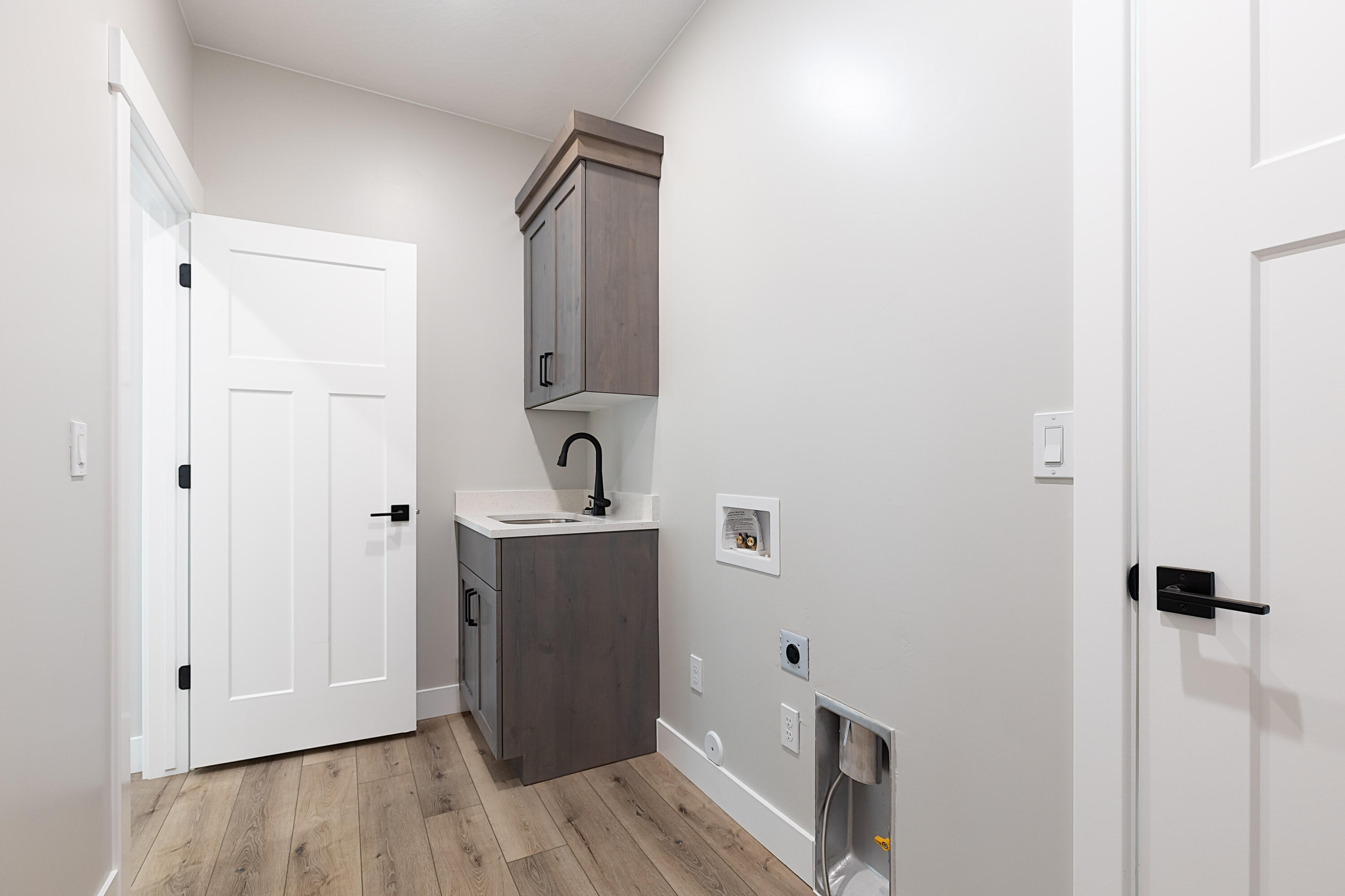 1148 N Yucca (3325 West)