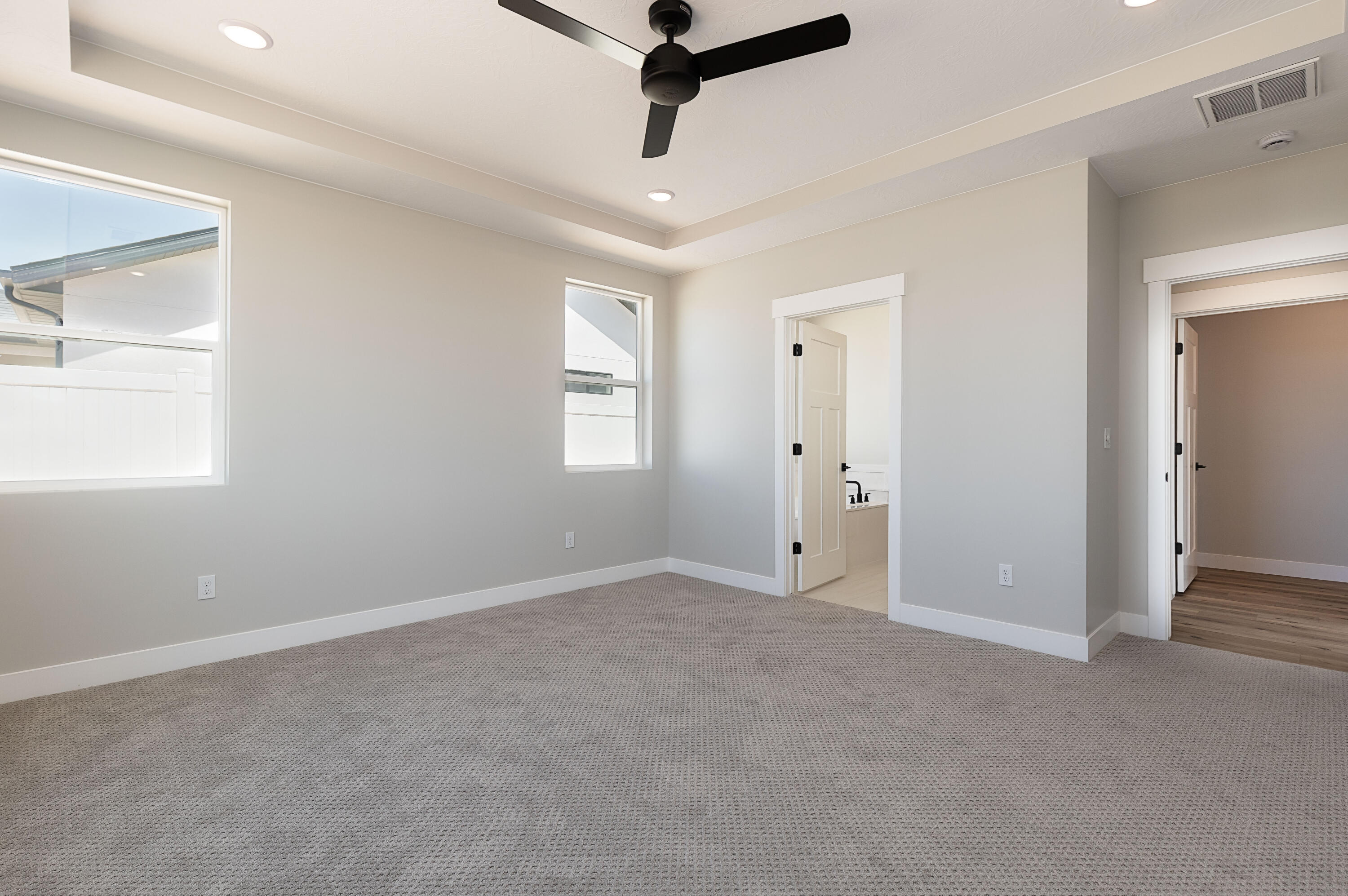 1148 N Yucca (3325 West)