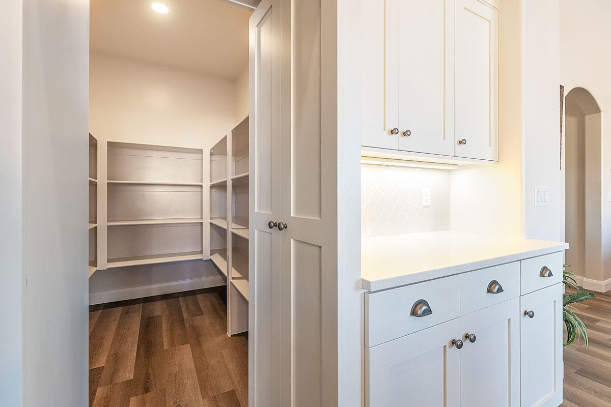 1345 E Black Brush DR