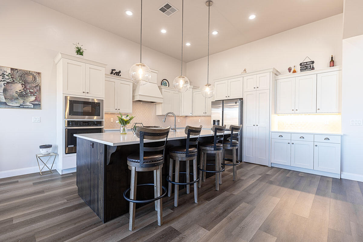 1345 E Black Brush DR