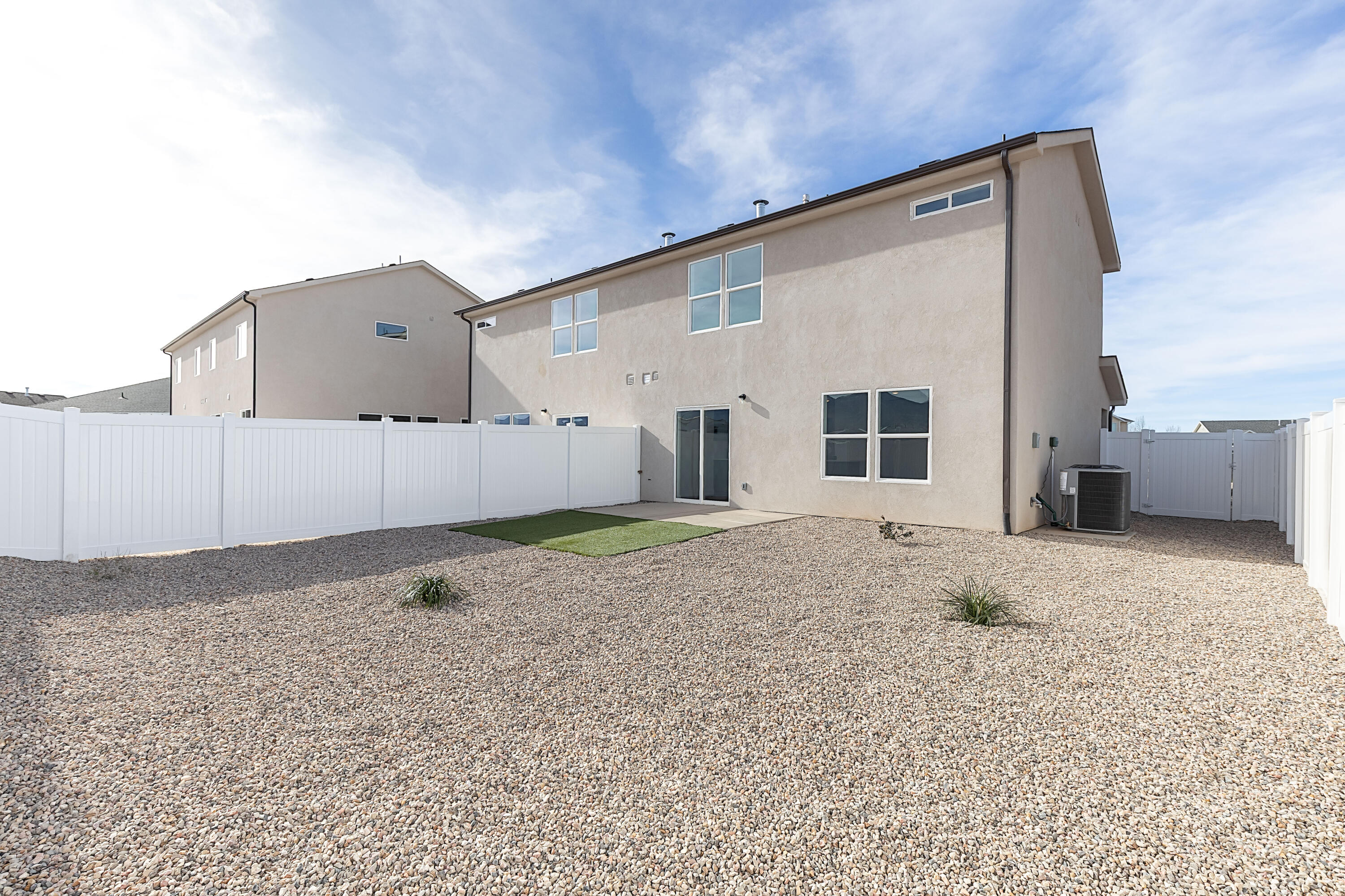 2614 N Clark Parkway