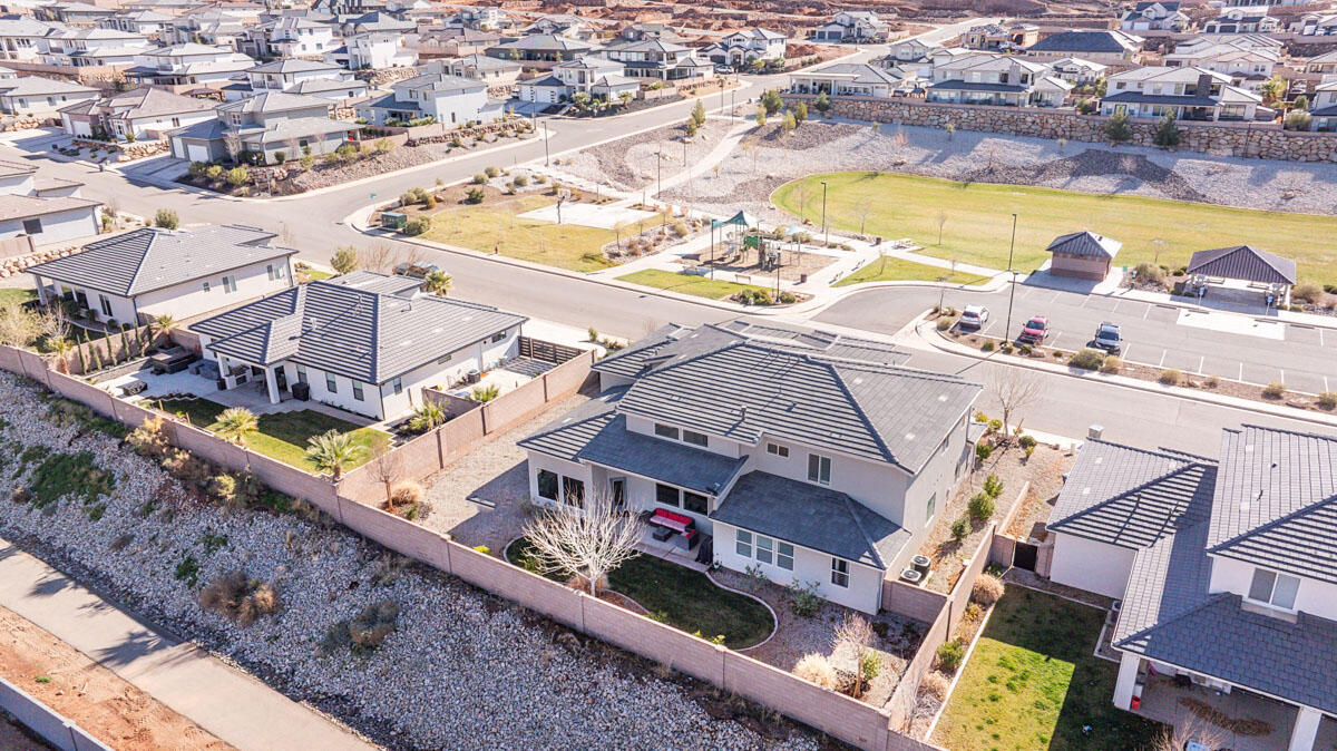 1345 E Black Brush DR