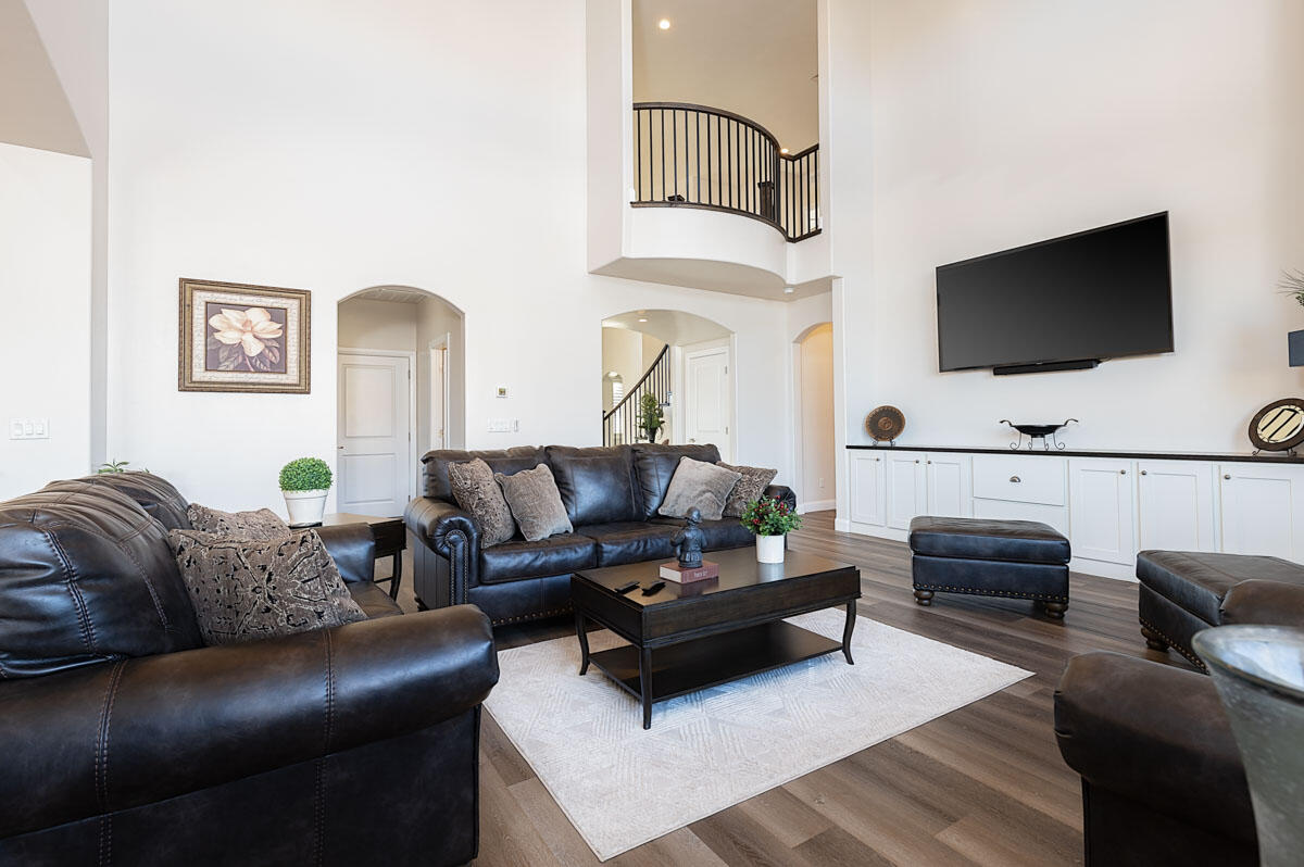 1345 E Black Brush DR