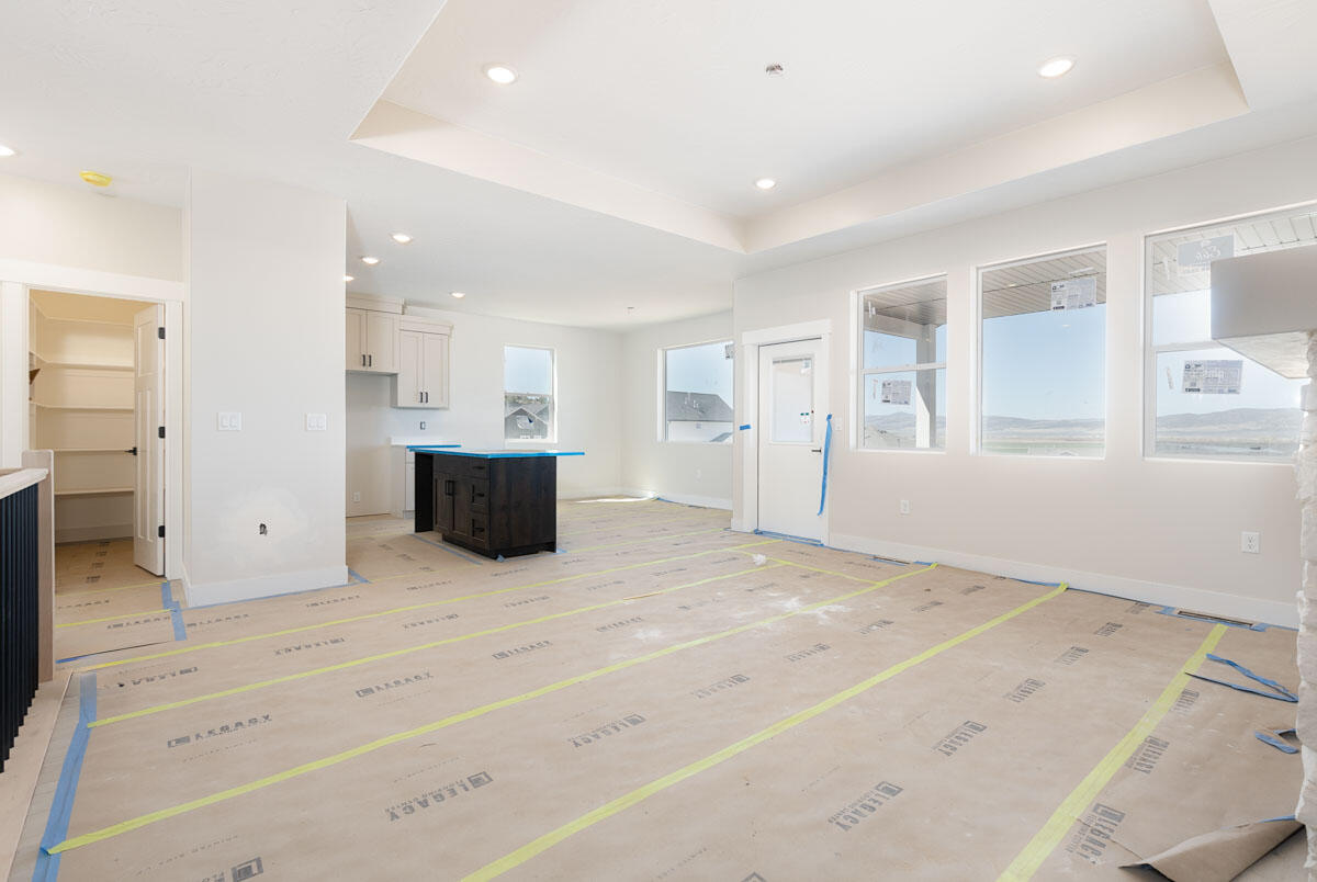 536 S Foundation Trail