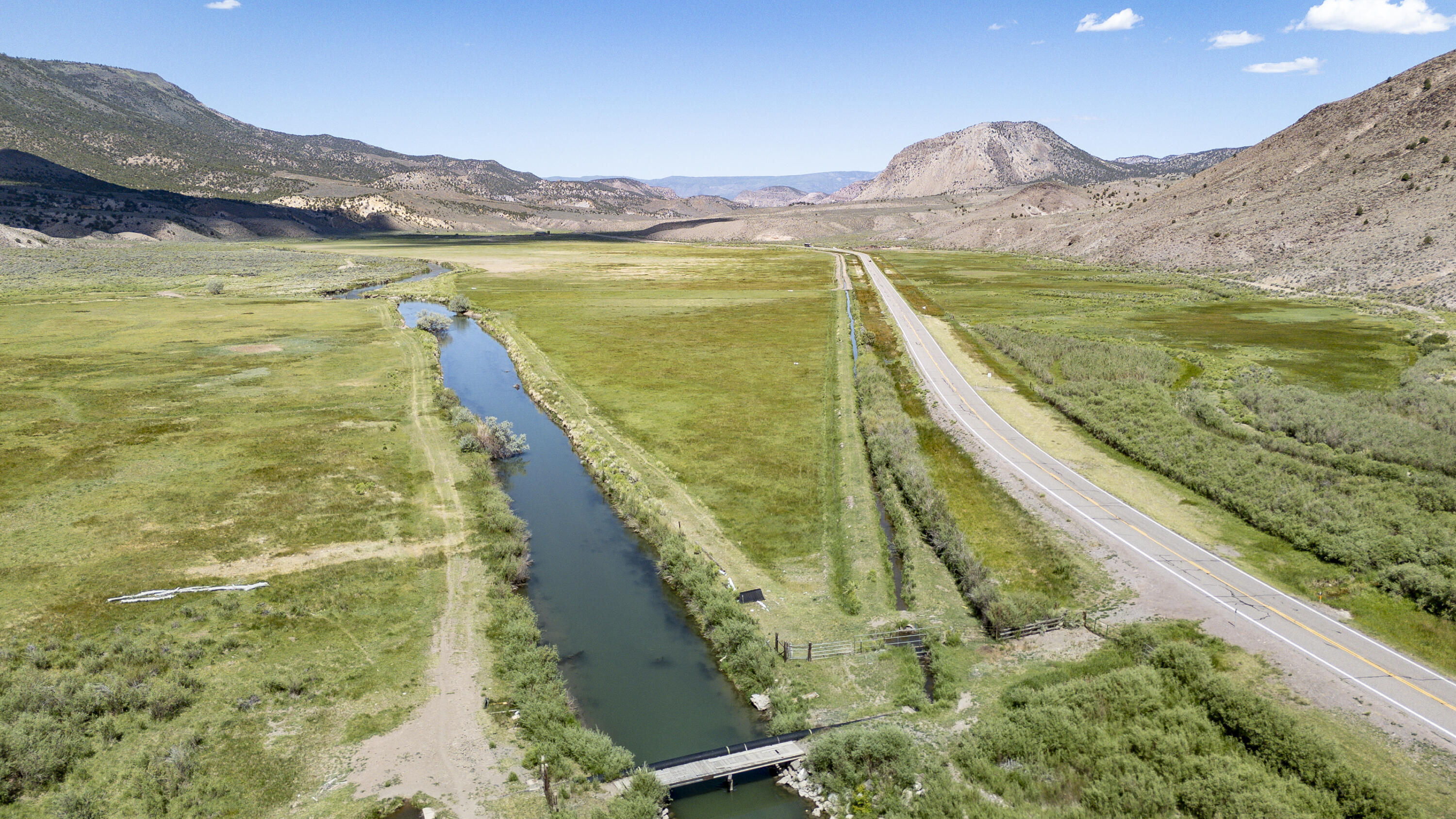 1401 W Highway 62