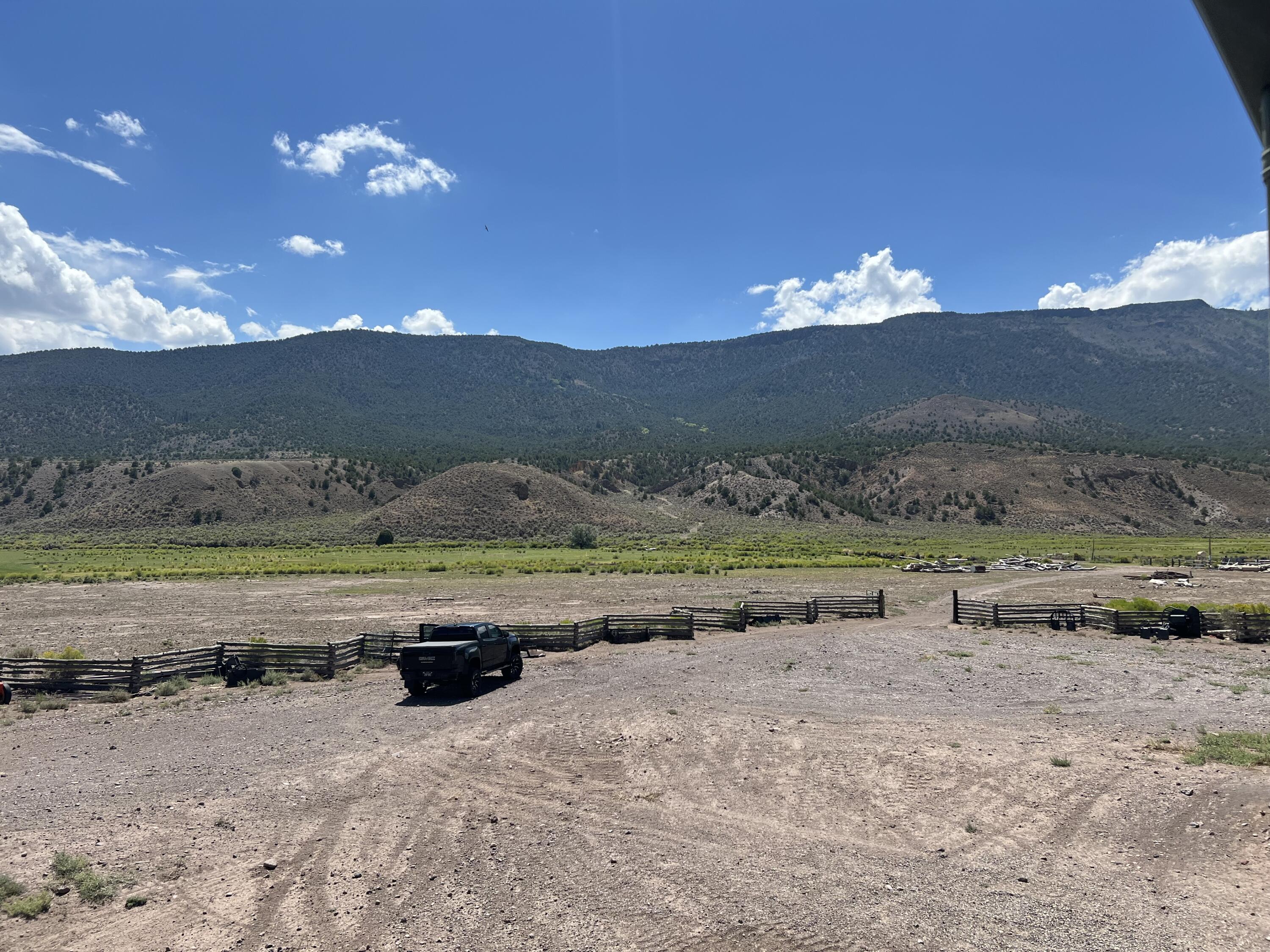 1401 W Highway 62