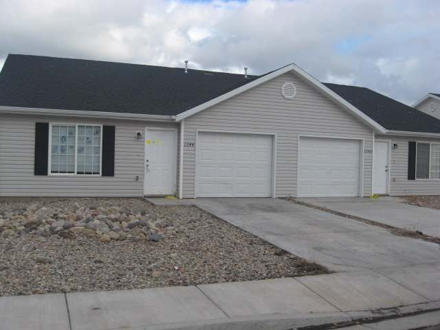 1242 N & 1244 N. 575 West