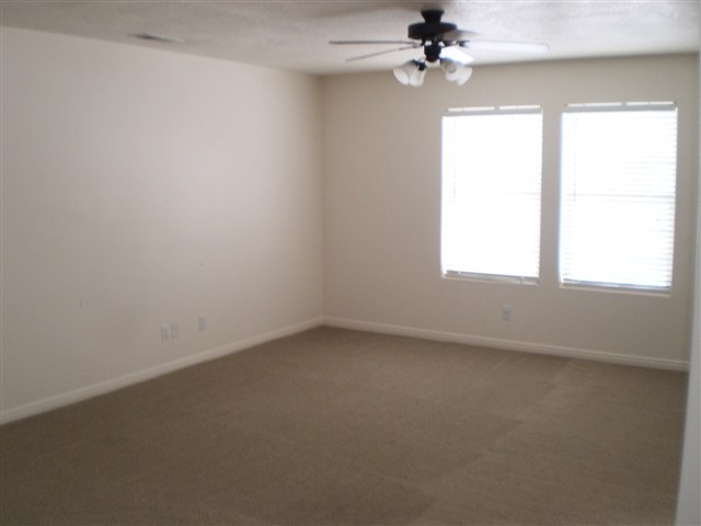 297 Torrey Pines CIR