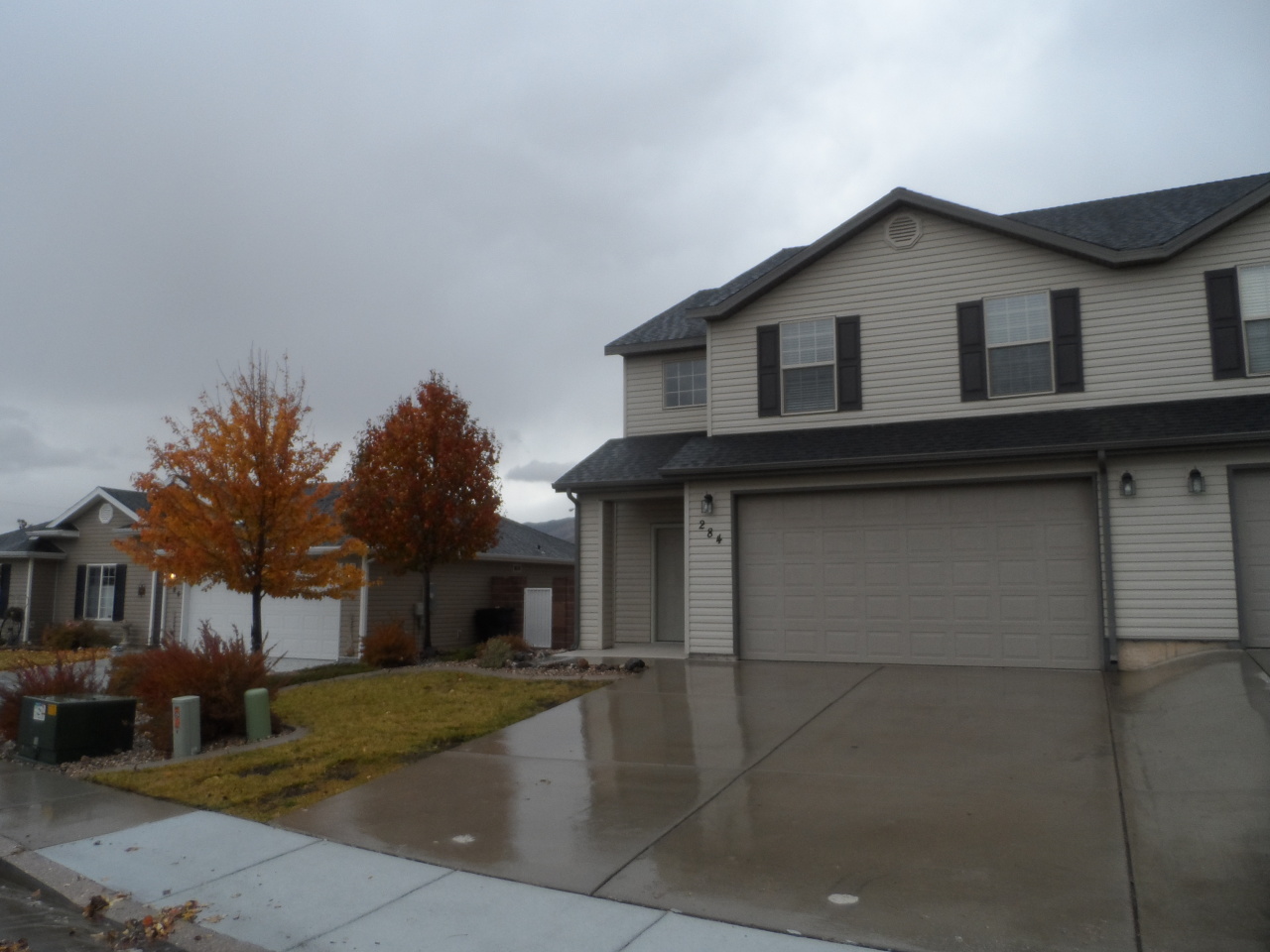 284 N TORREY PINES CIR