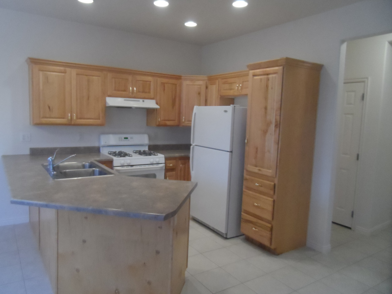 284 N TORREY PINES CIR