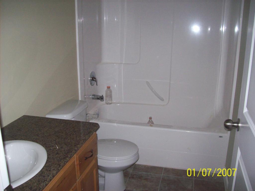 2806 N Clark Parkway