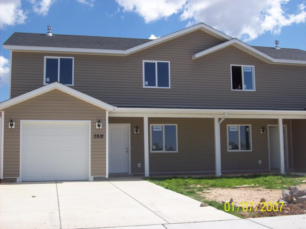 2806 N Clark Parkway