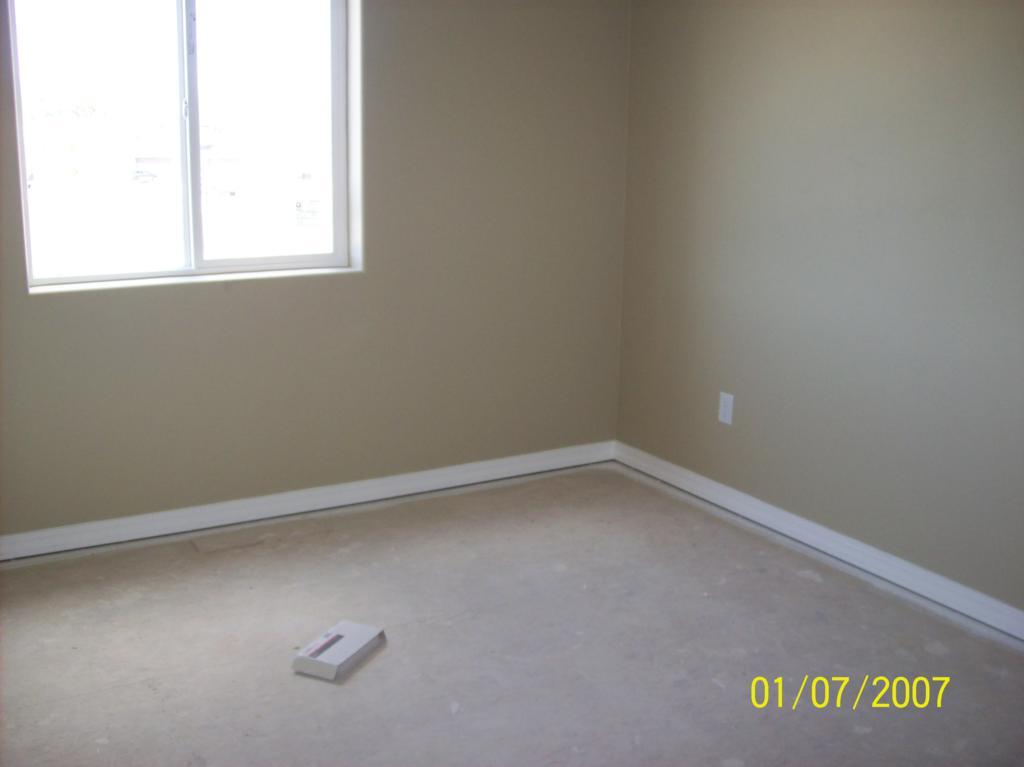 2806 N Clark Parkway