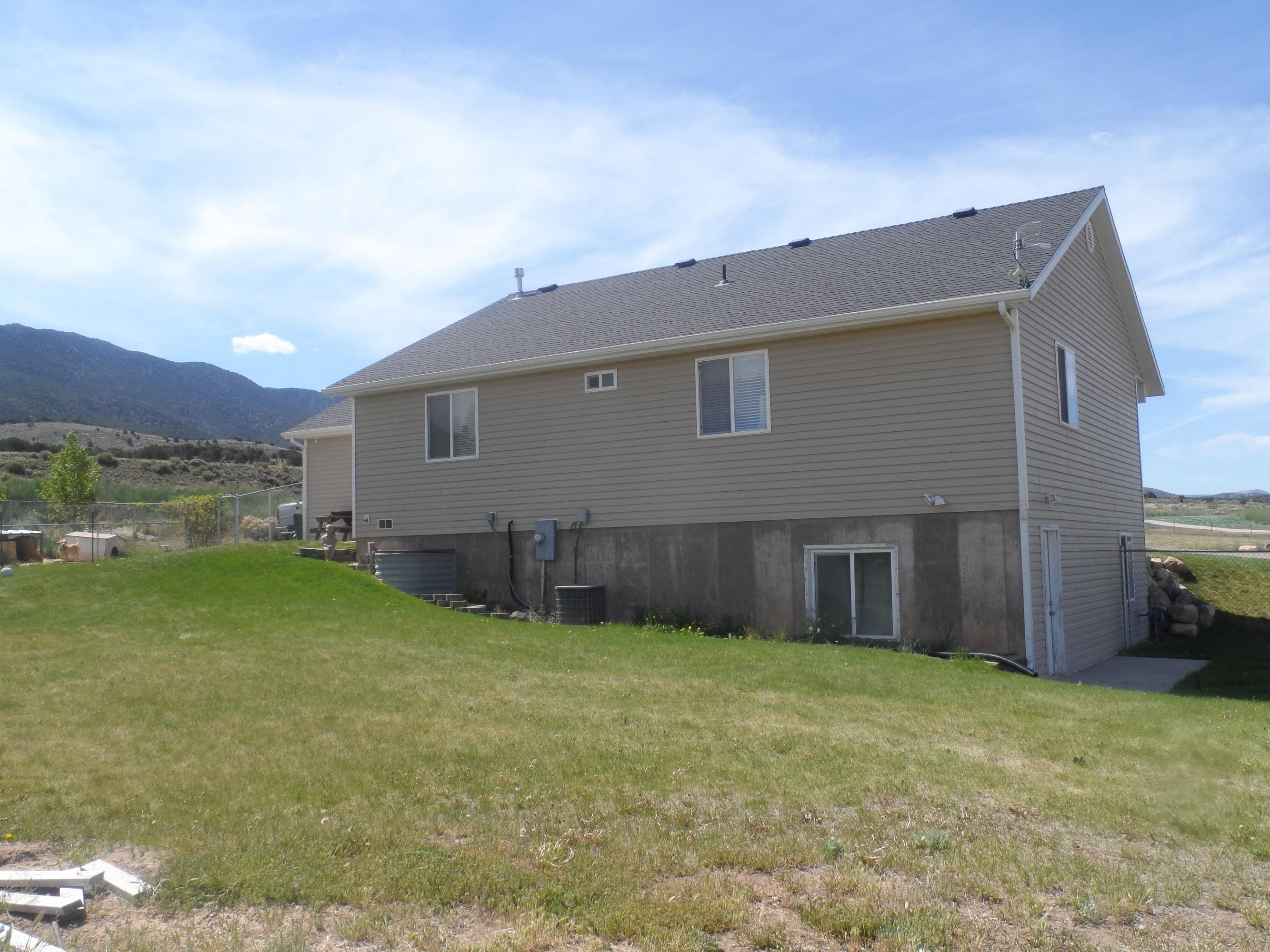 1593 E Southern Homestaed Blvd