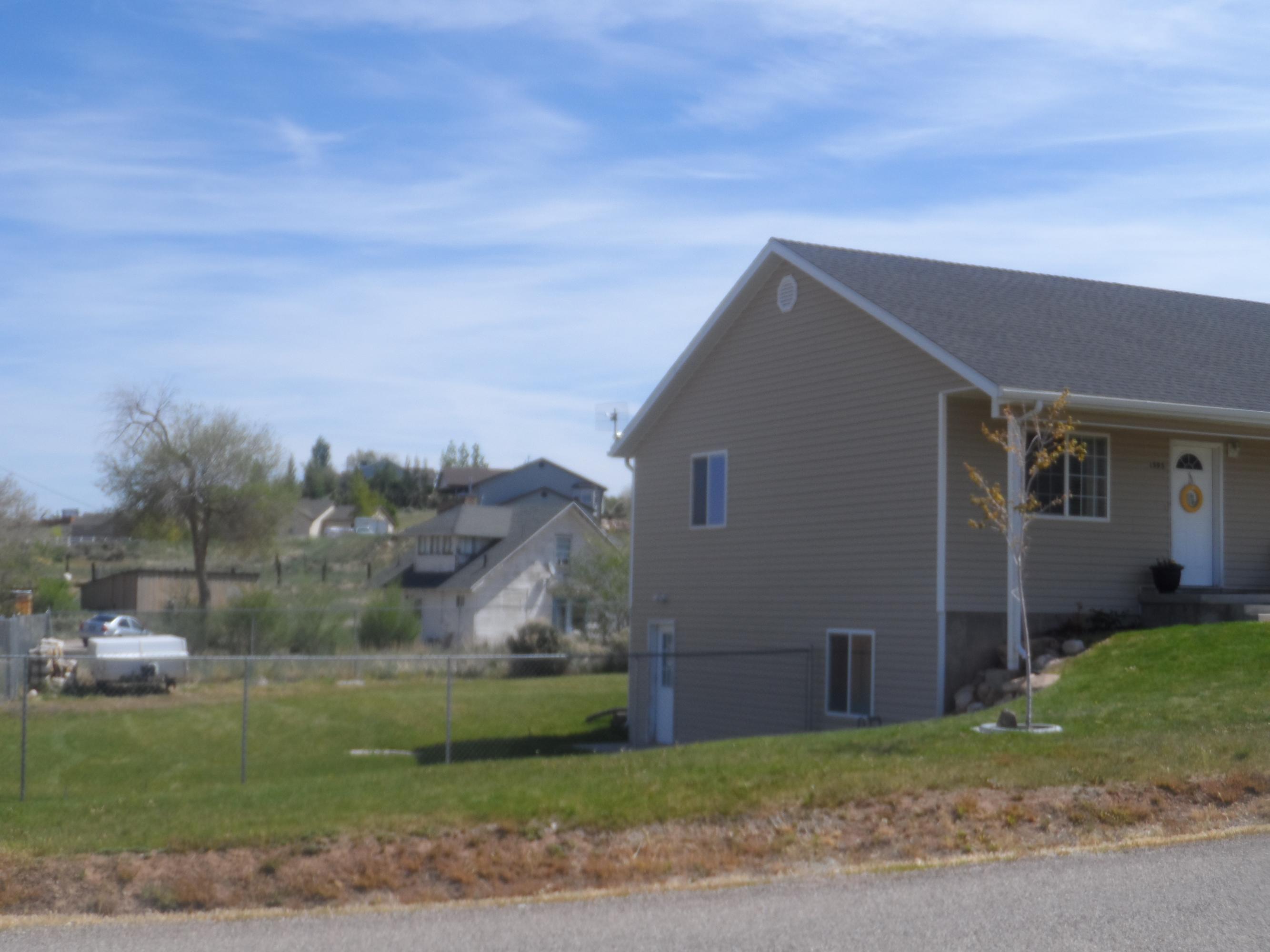 1593 E Southern Homestaed Blvd