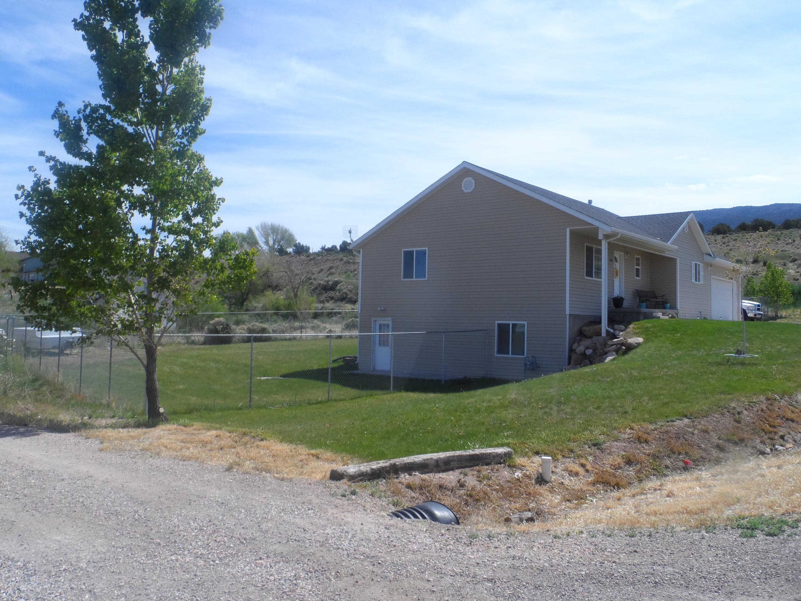 1593 E Southern Homestaed Blvd