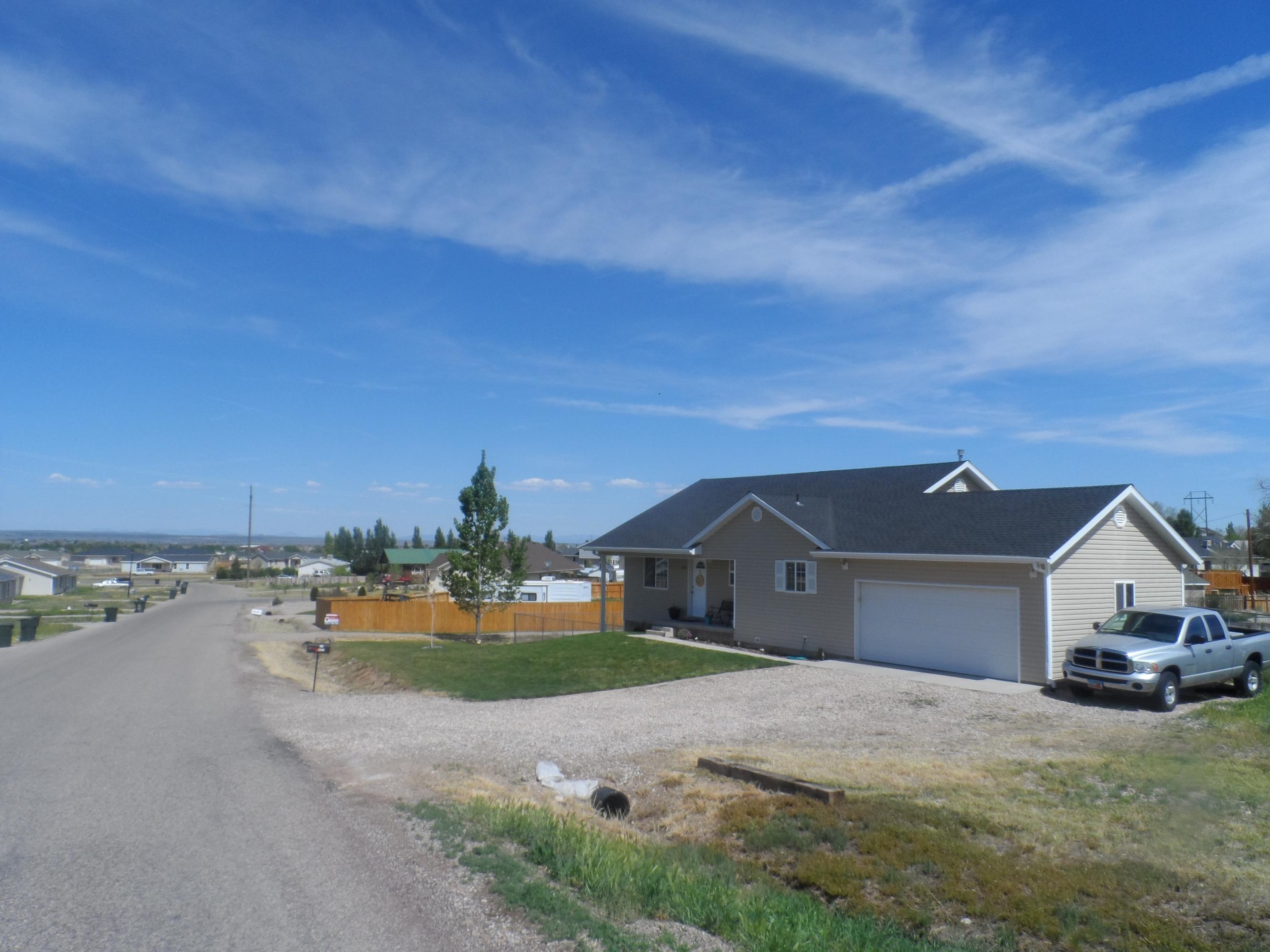 1593 E Southern Homestaed Blvd