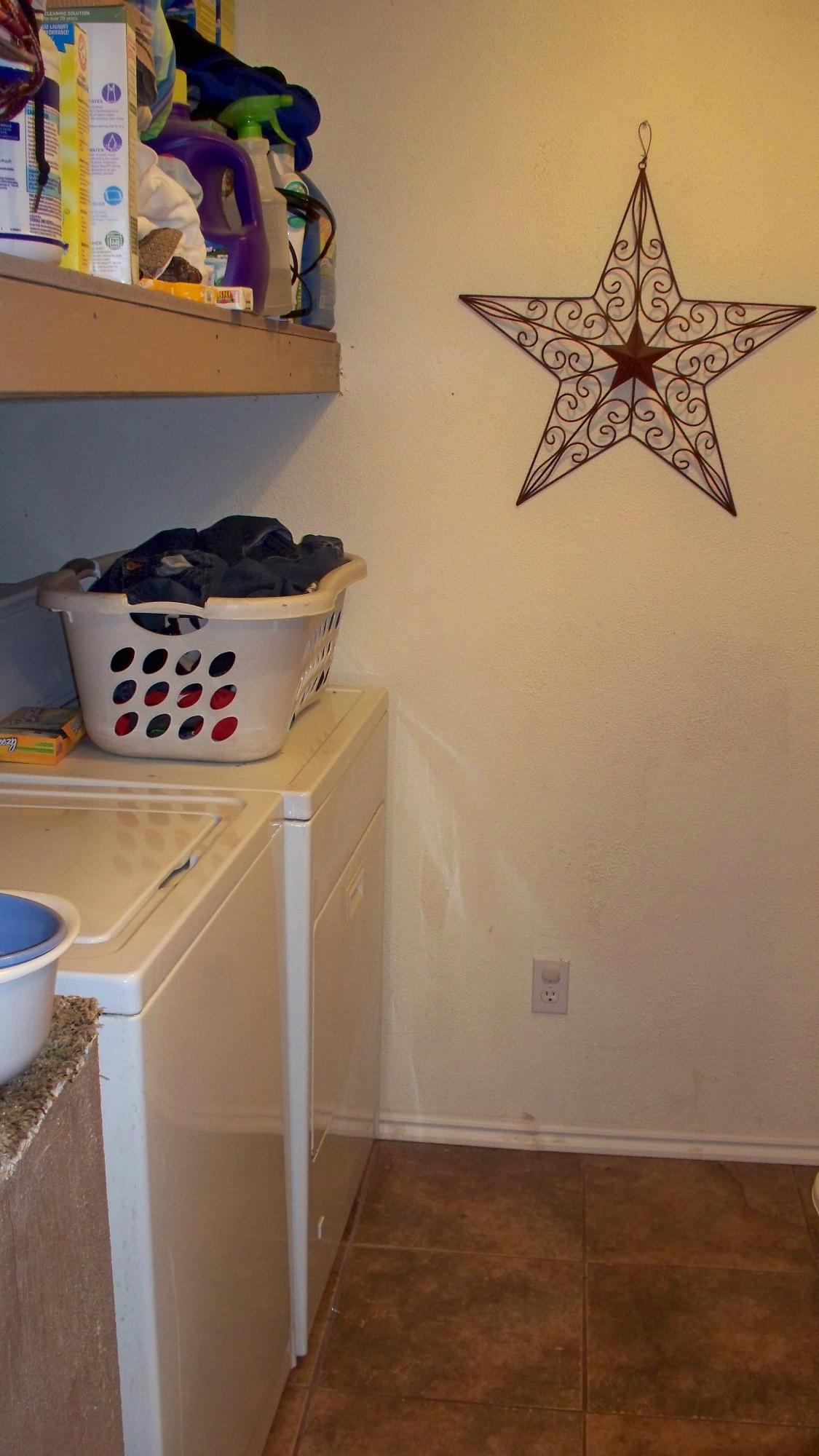 4921 N MULE TRAIN DR