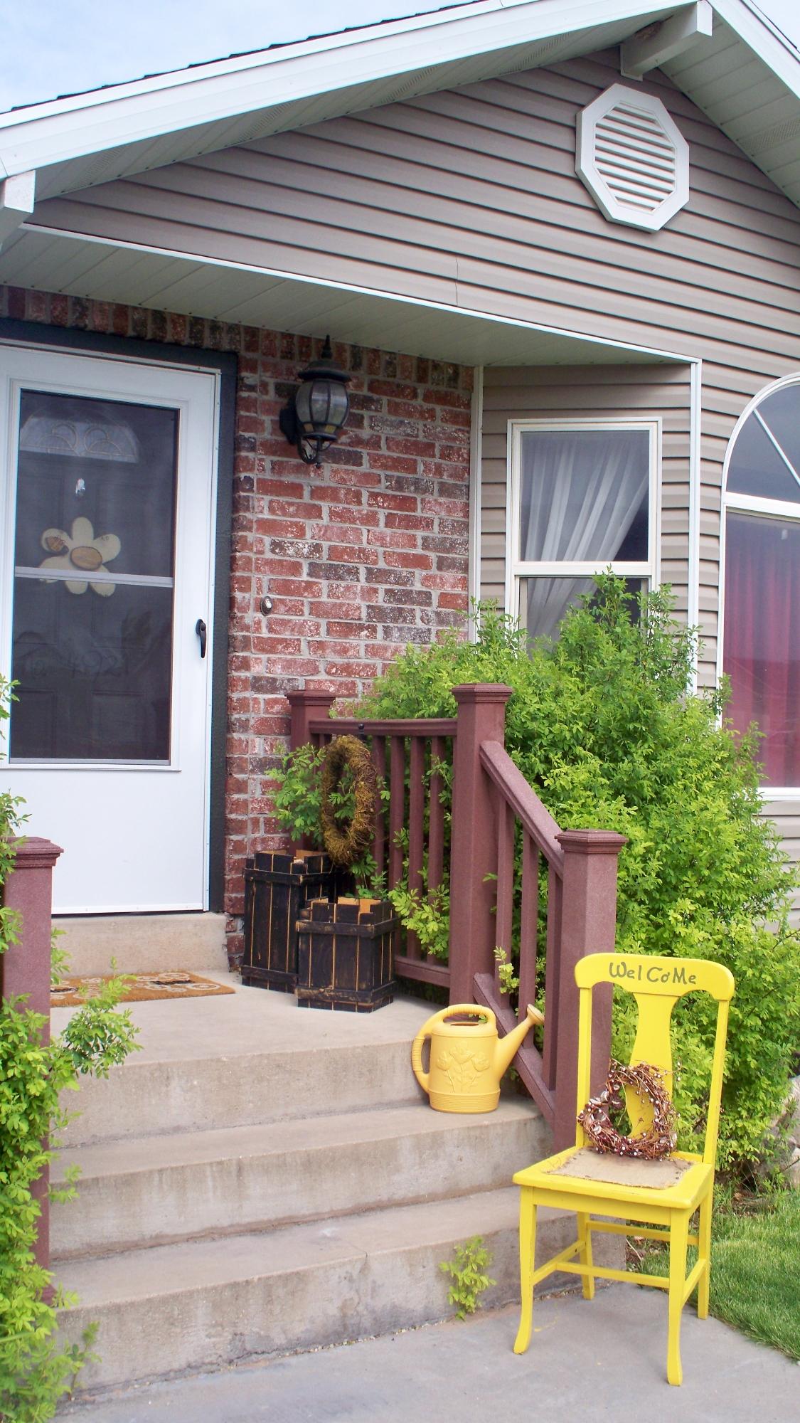 4921 N MULE TRAIN DR