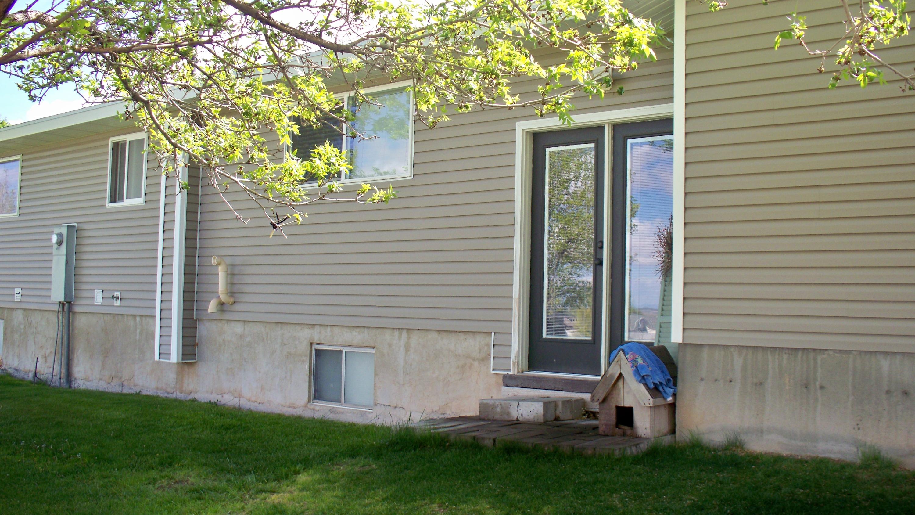 4921 N MULE TRAIN DR