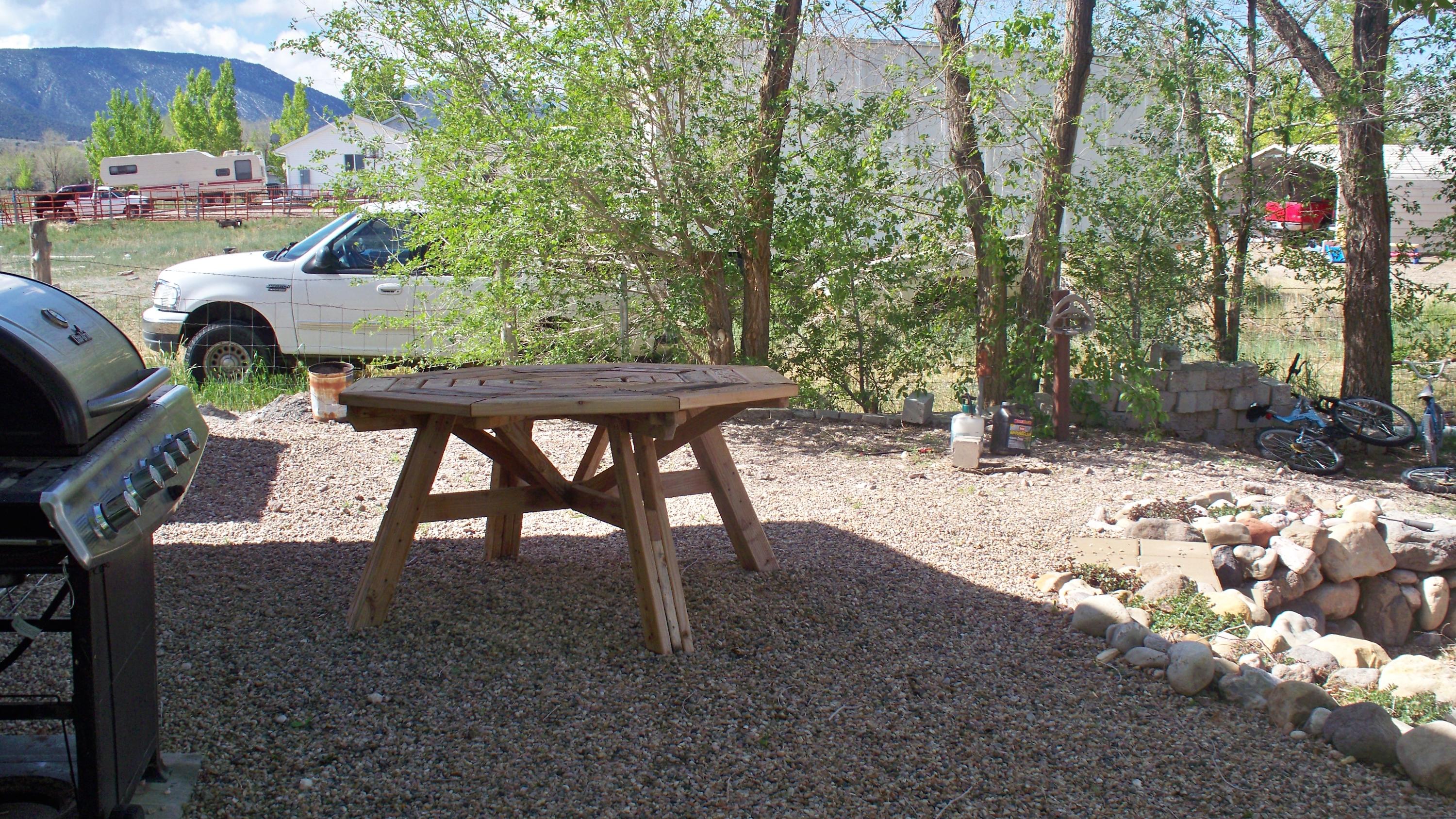 4921 N MULE TRAIN DR