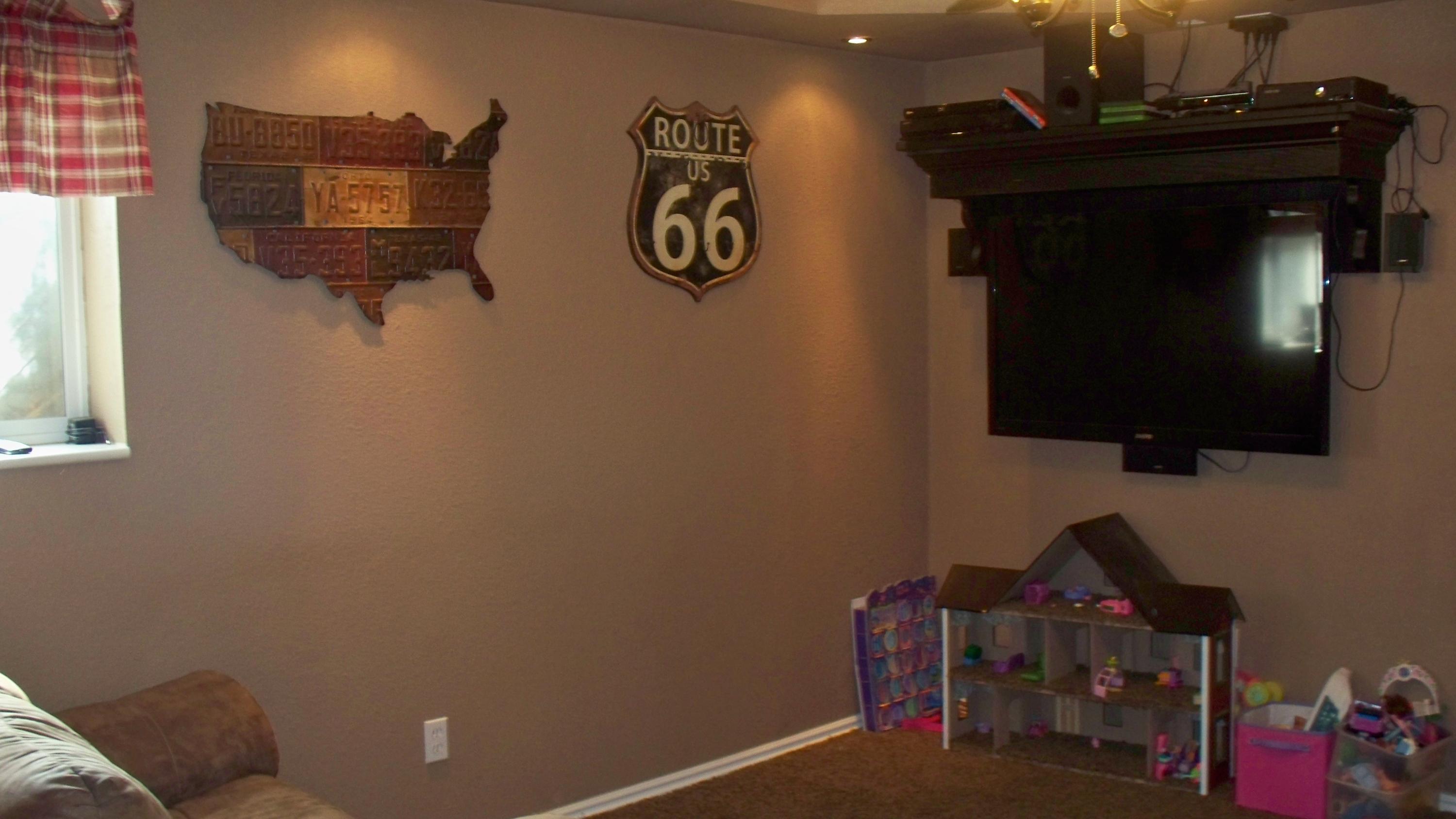 4921 N MULE TRAIN DR