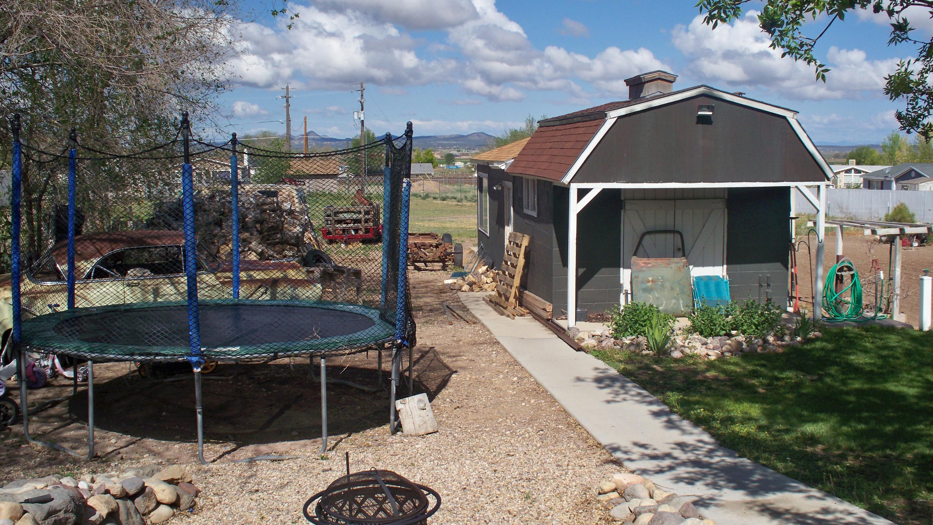 4921 N MULE TRAIN DR