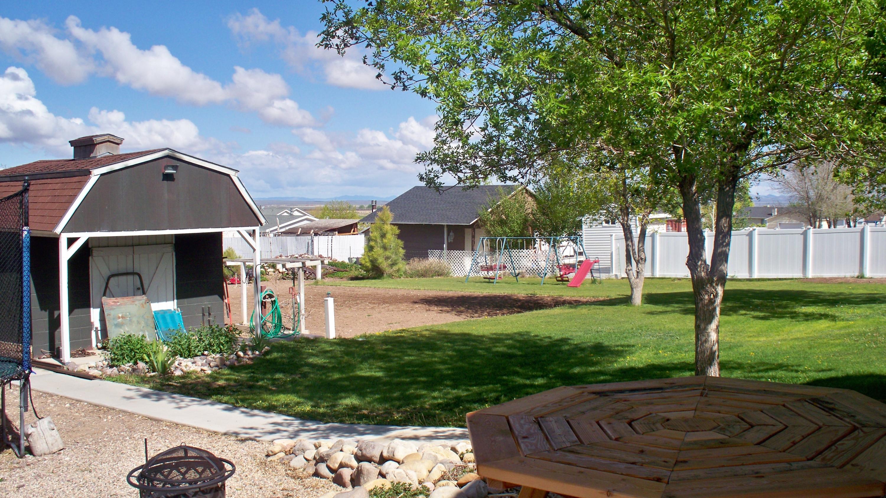 4921 N MULE TRAIN DR