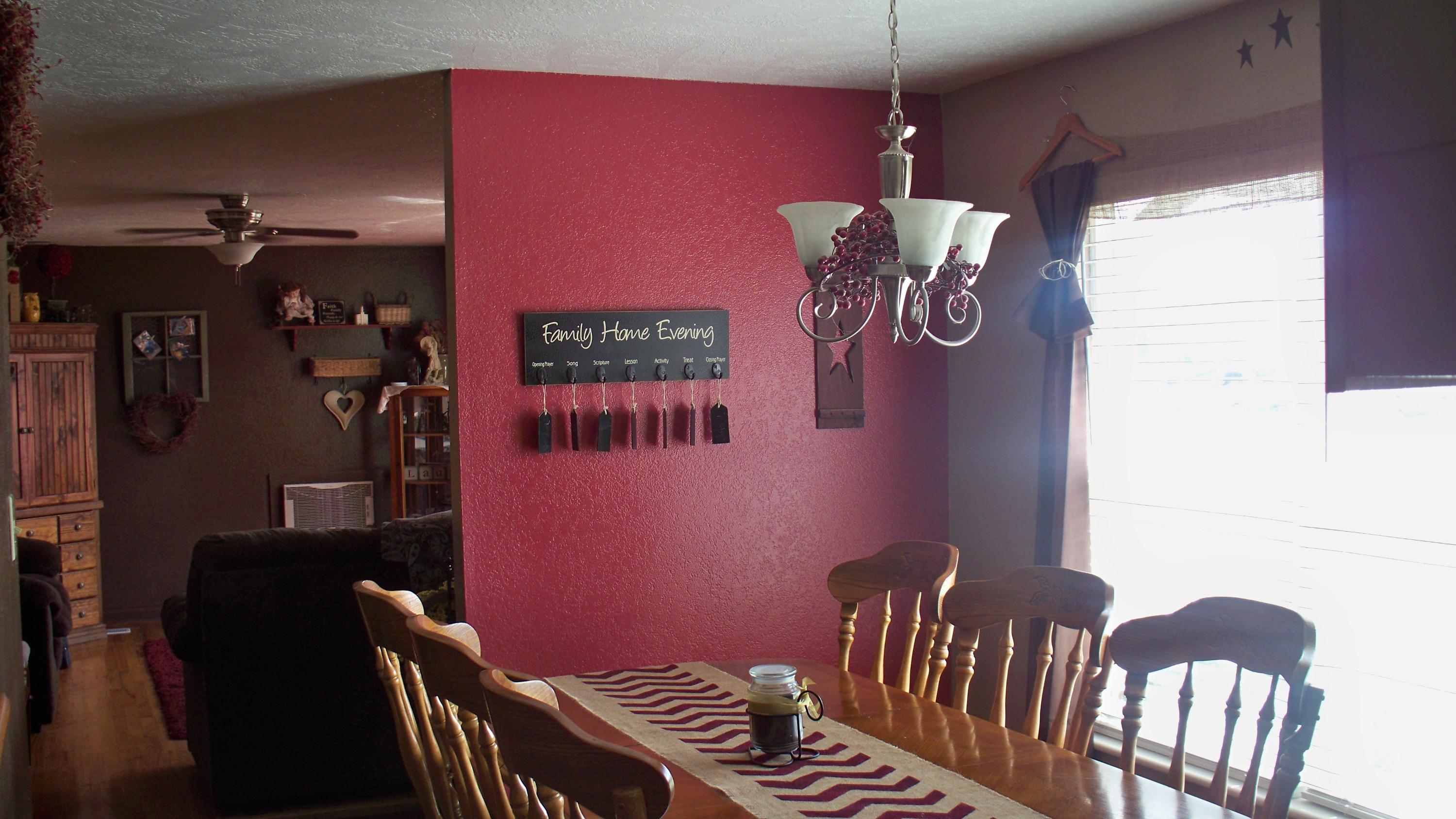 4921 N MULE TRAIN DR