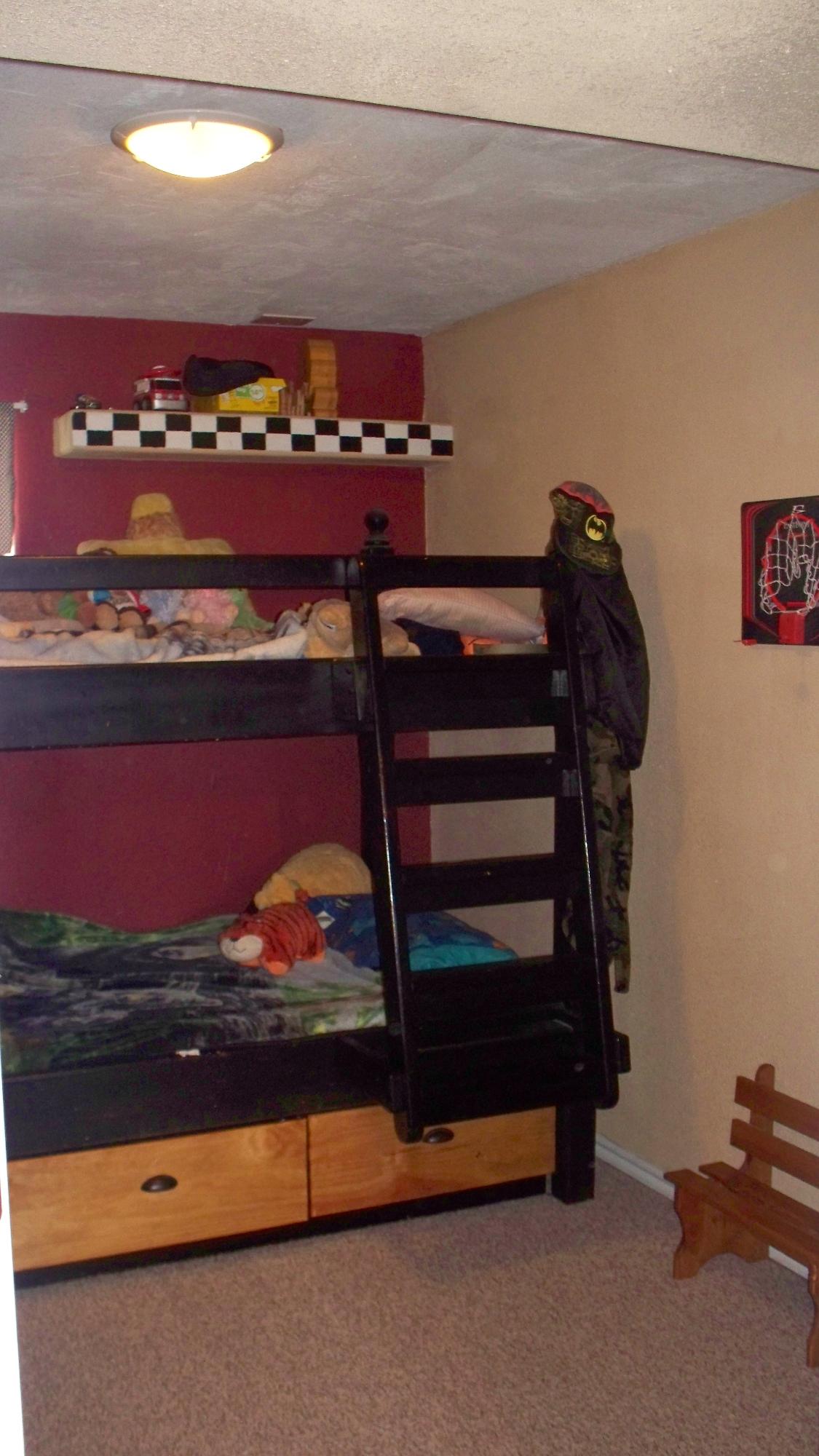 4921 N MULE TRAIN DR