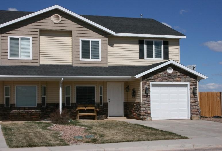 1736 W CLARK Parkway N