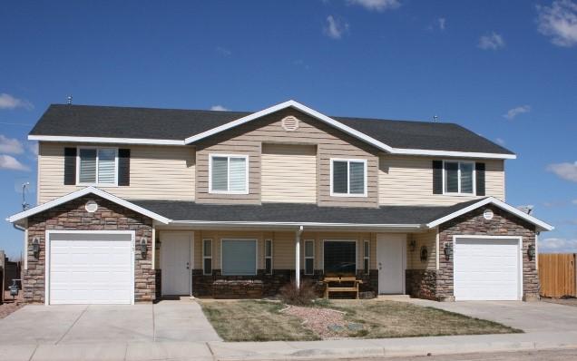 1736 W CLARK Parkway N