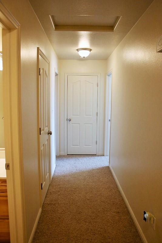 1736 W CLARK Parkway N