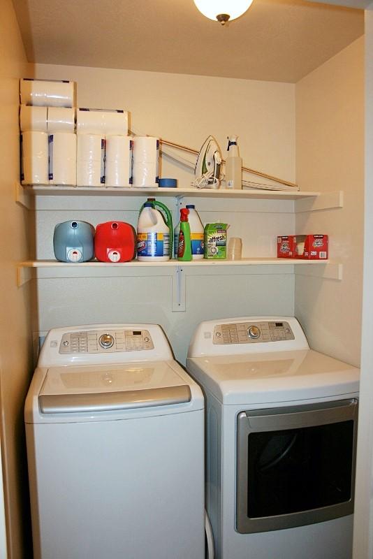 1736 W CLARK Parkway N