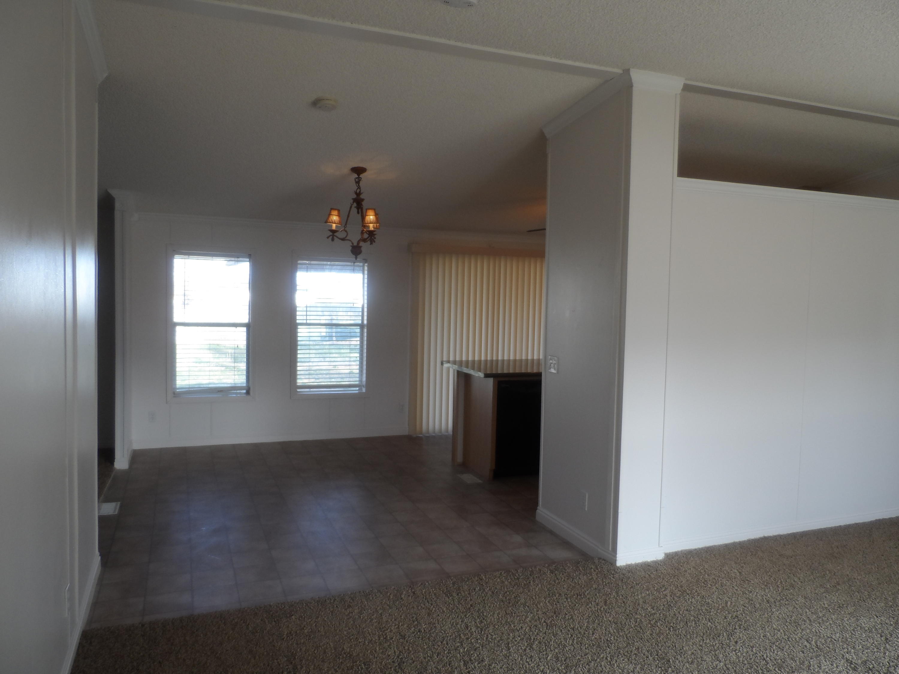 3865 N COTTONWOOD DR