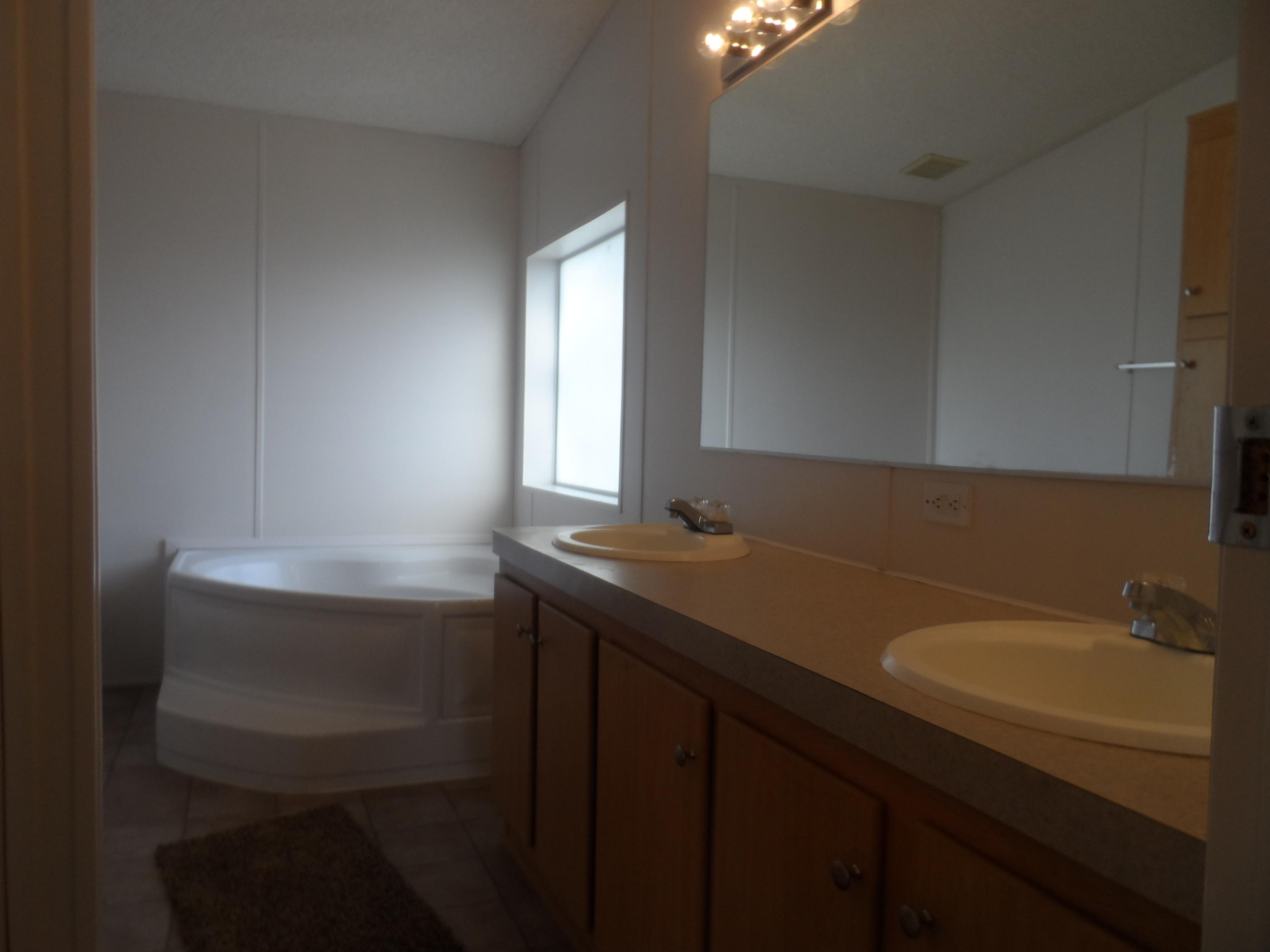 3865 N COTTONWOOD DR