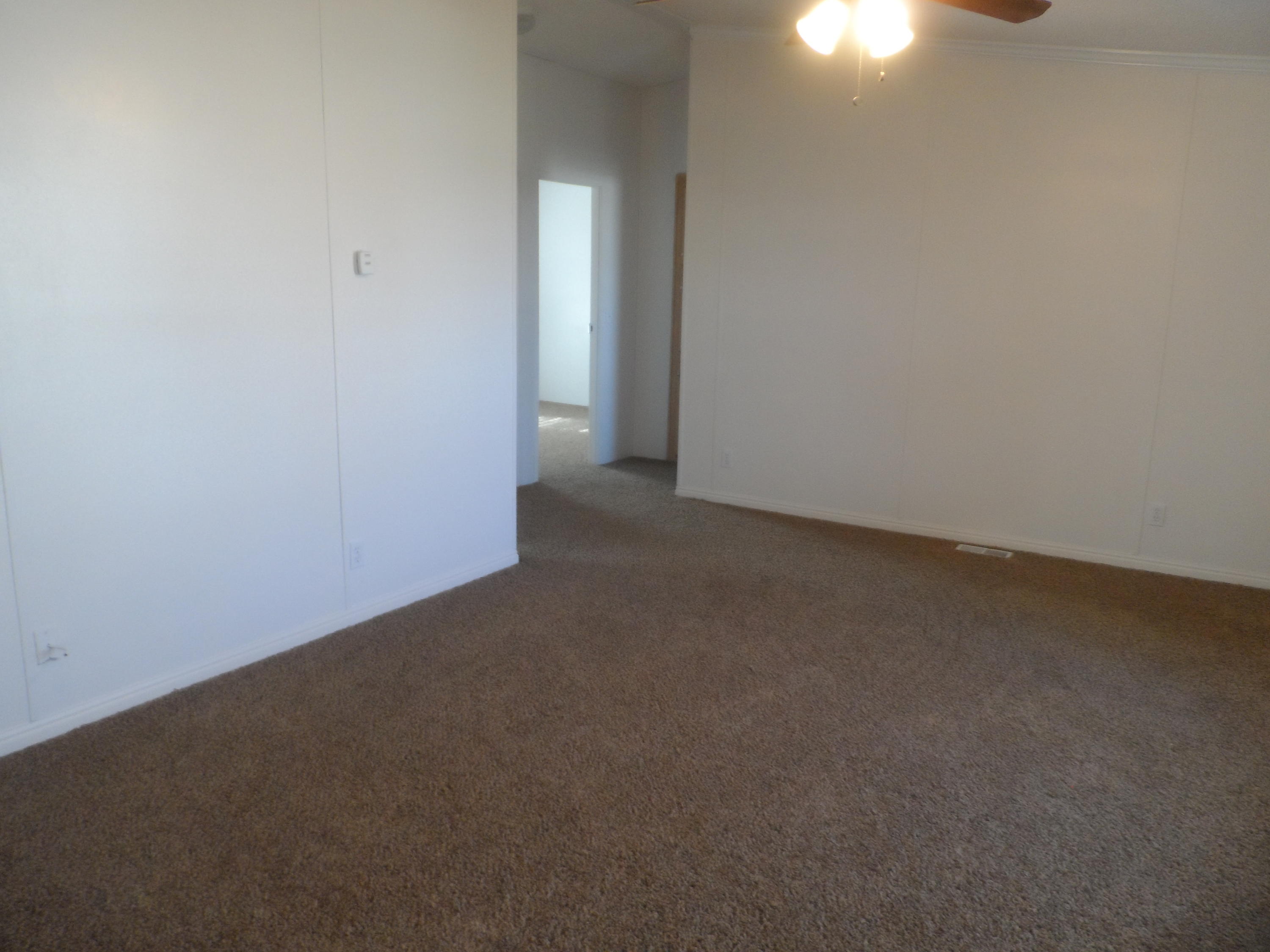 3865 N COTTONWOOD DR