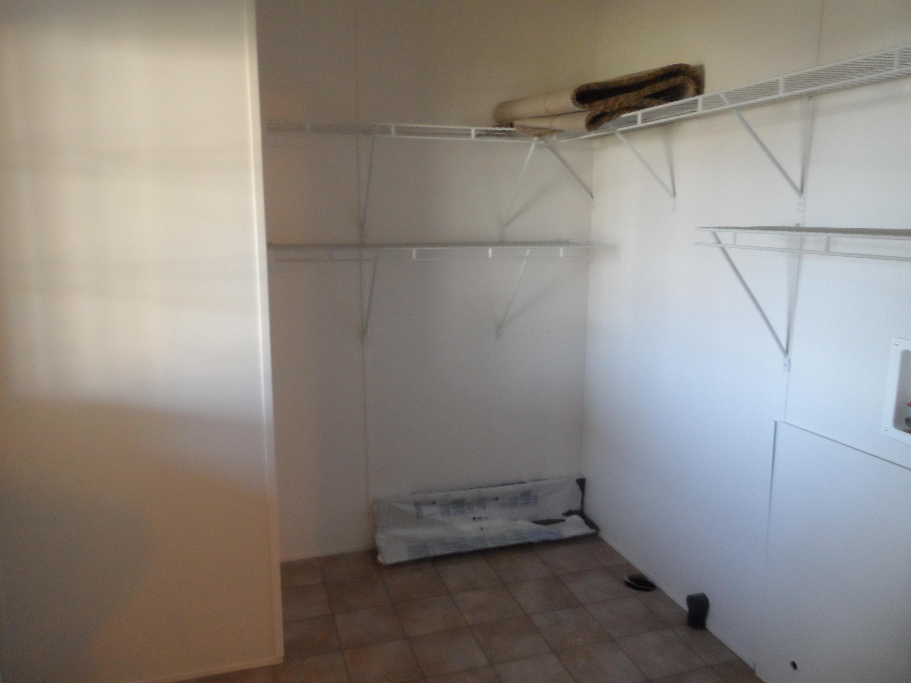 3865 N COTTONWOOD DR