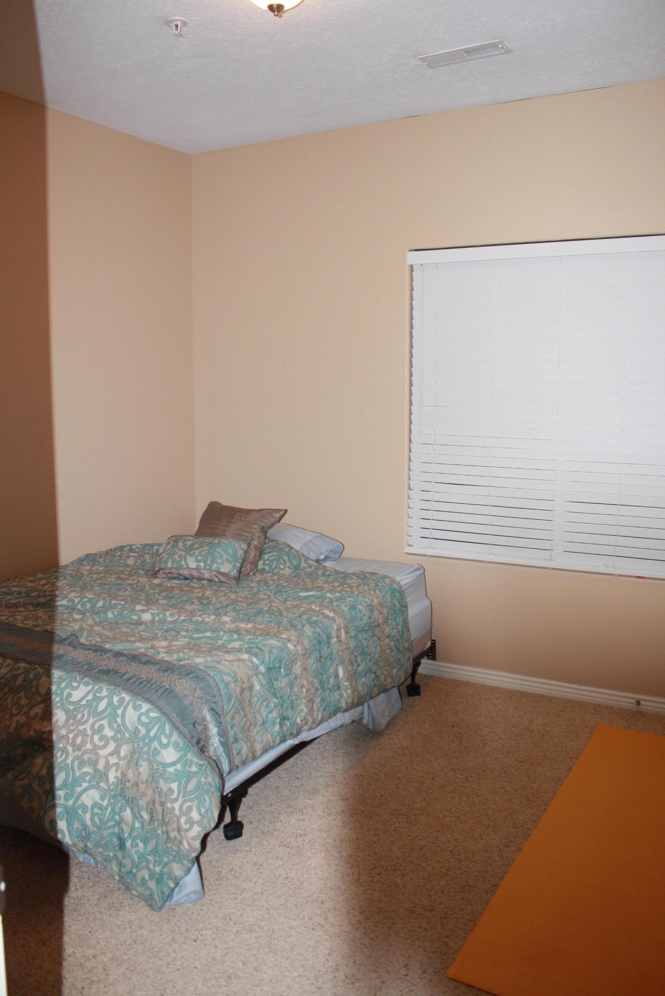 1177 N NORTHFIELD RD, #16 #16