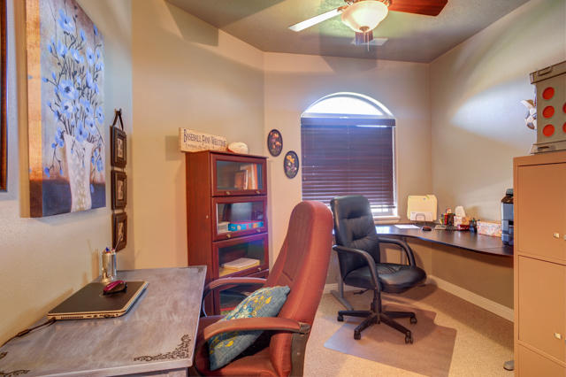 359 S Glen Canyon DR