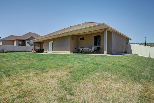 359 S Glen Canyon DR