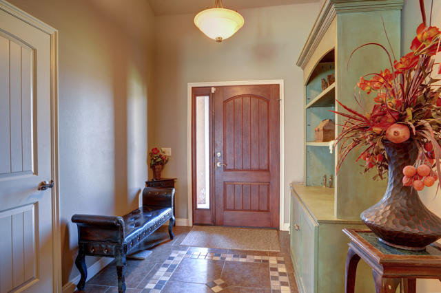 359 S Glen Canyon DR