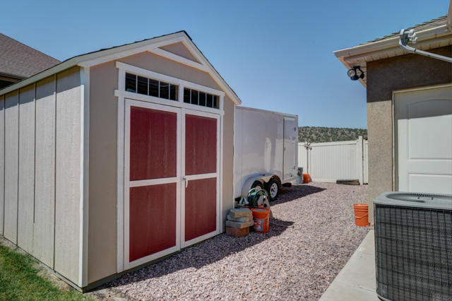 359 S Glen Canyon DR