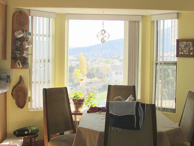 188 N ROUNDABOUT Way