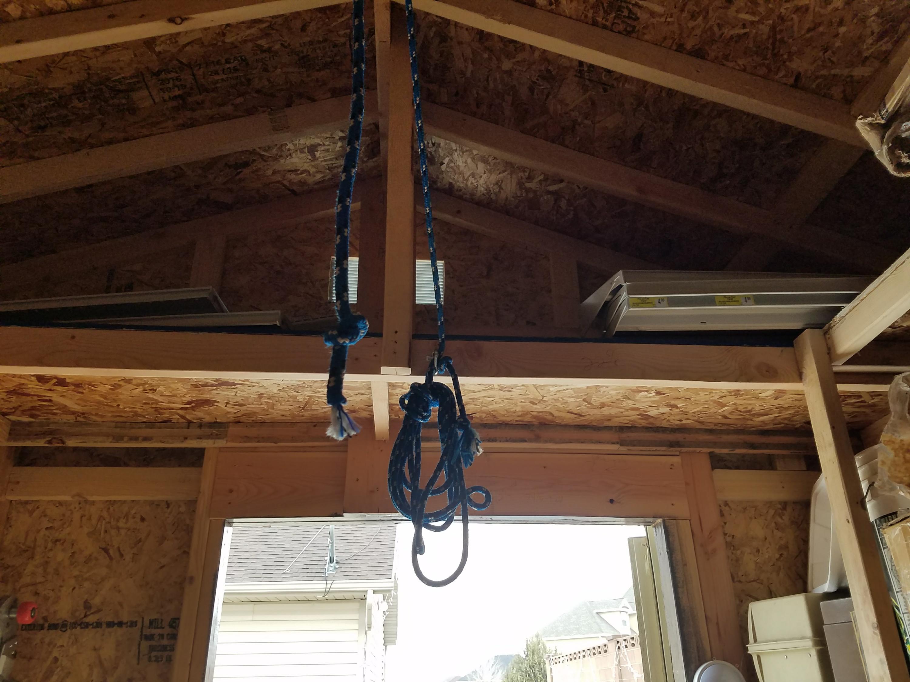 908 E Nichols Canyon