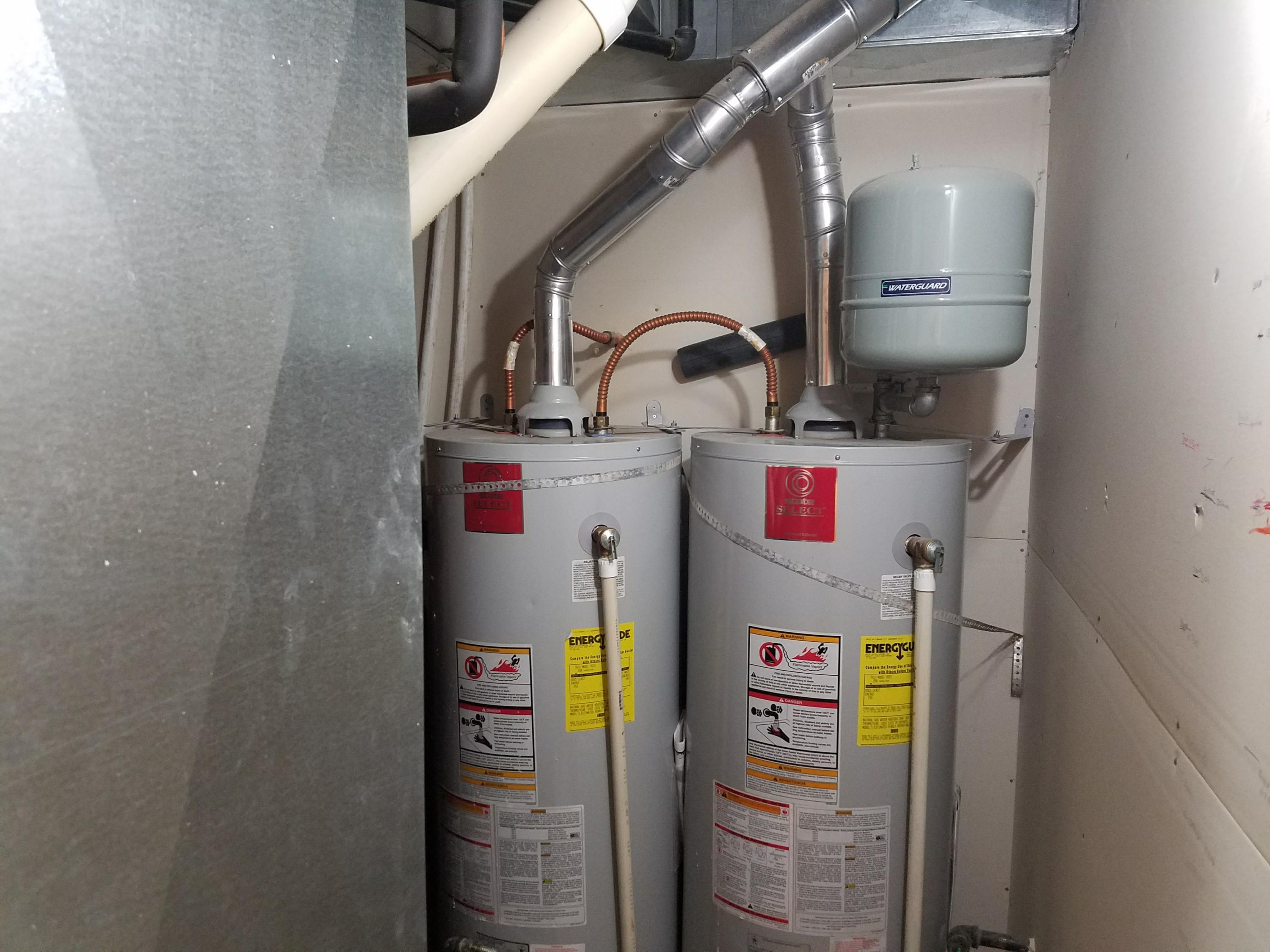 908 E Nichols Canyon