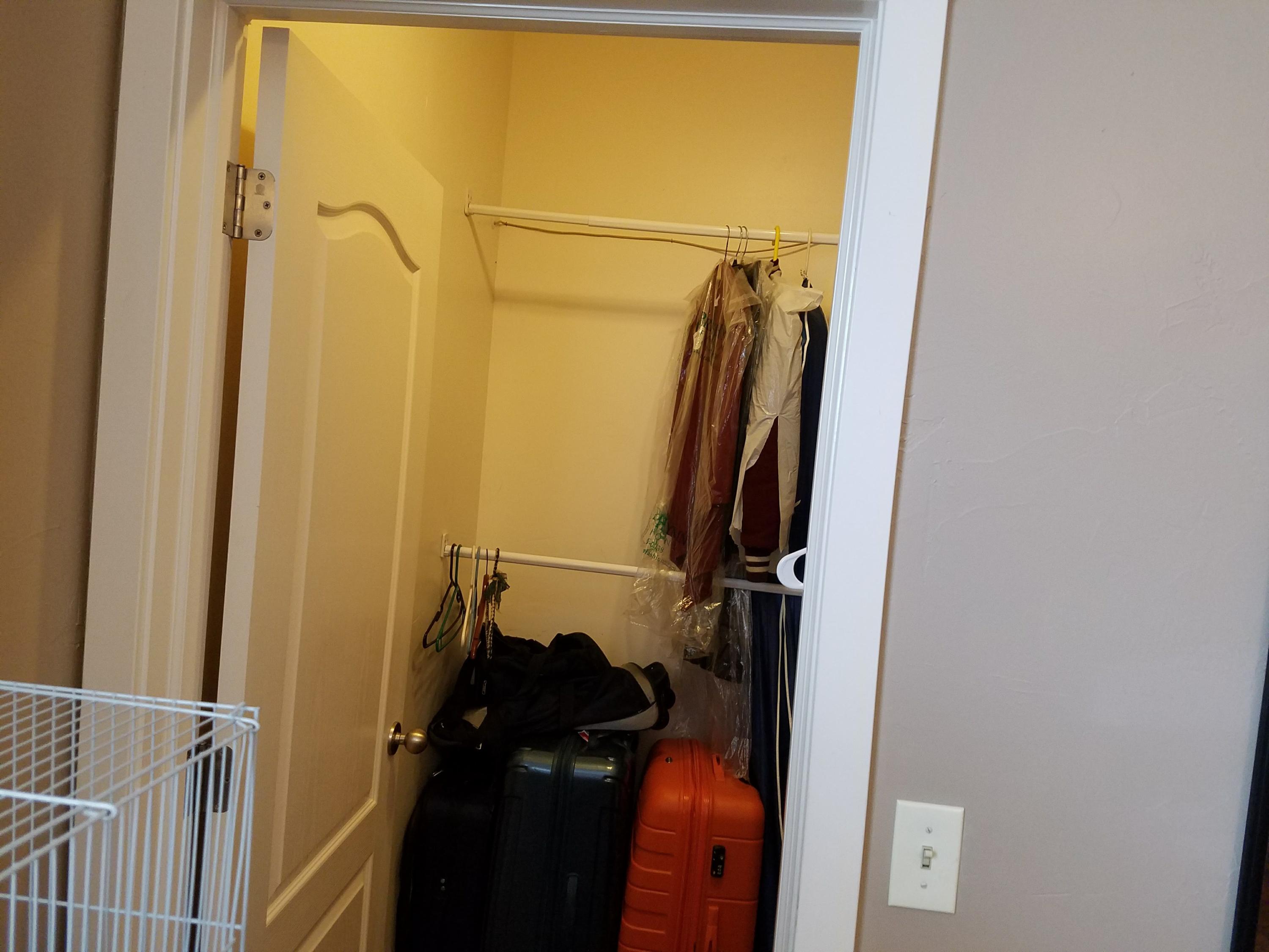 908 E Nichols Canyon