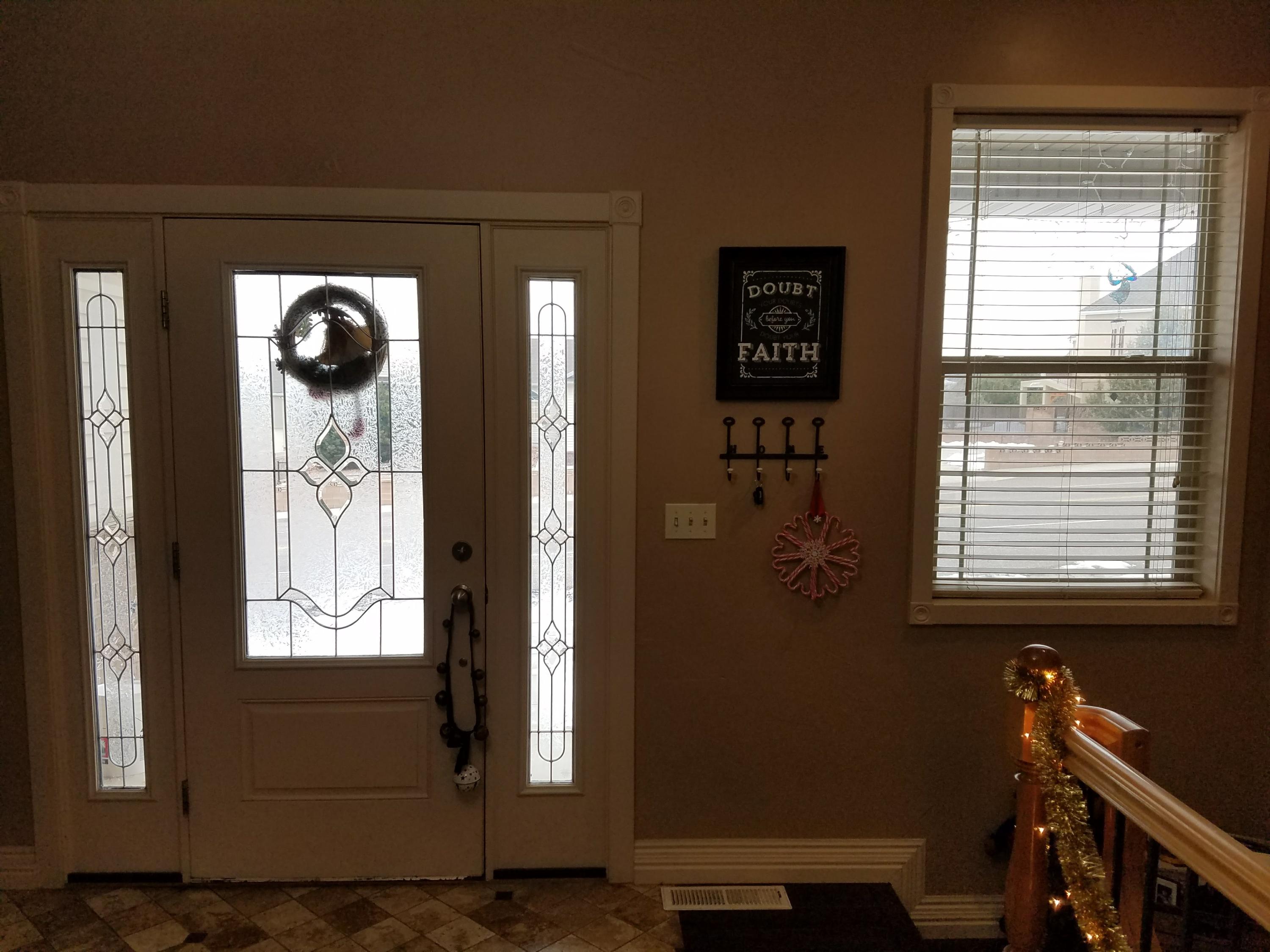 908 E Nichols Canyon