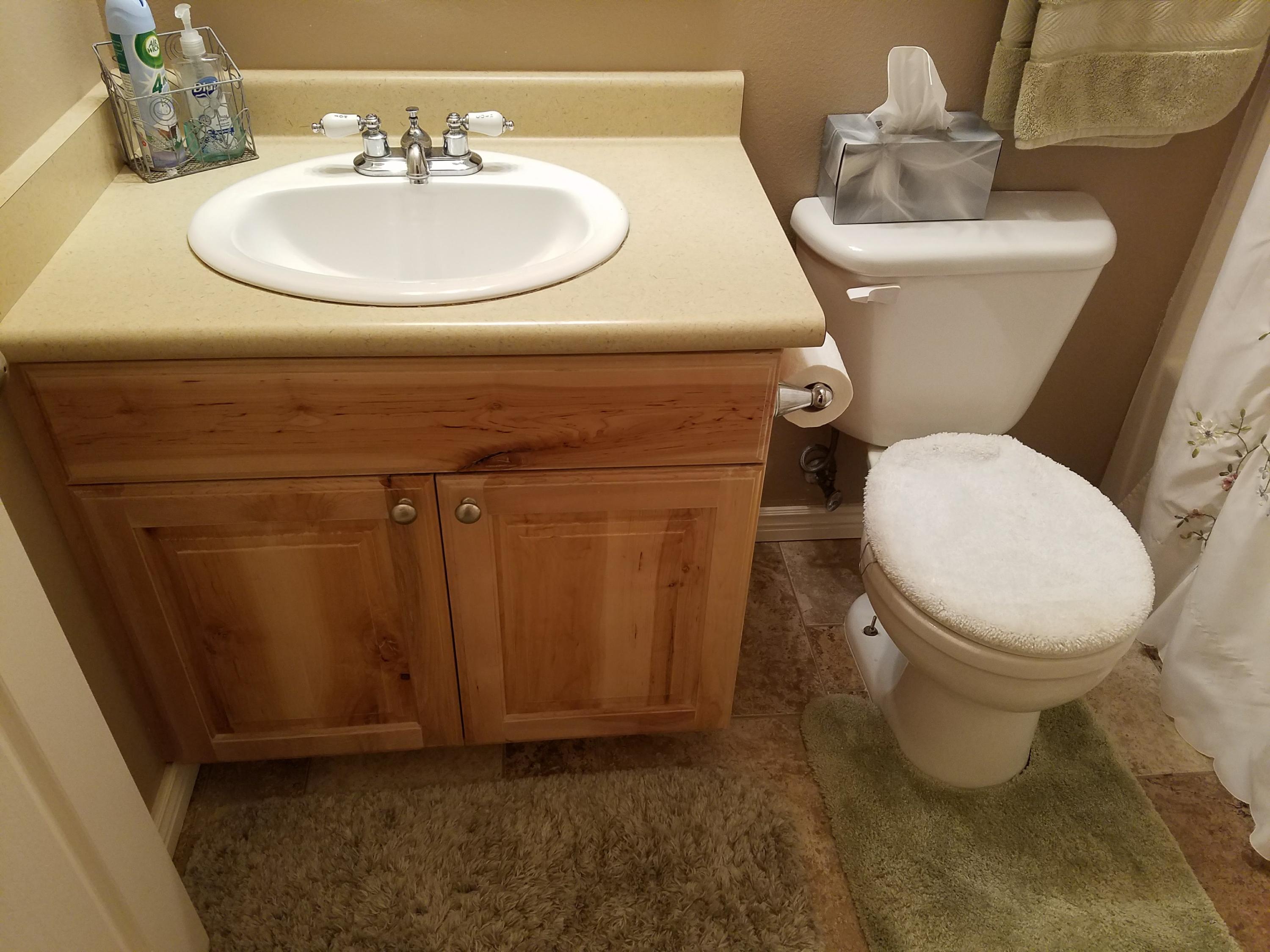 908 E Nichols Canyon