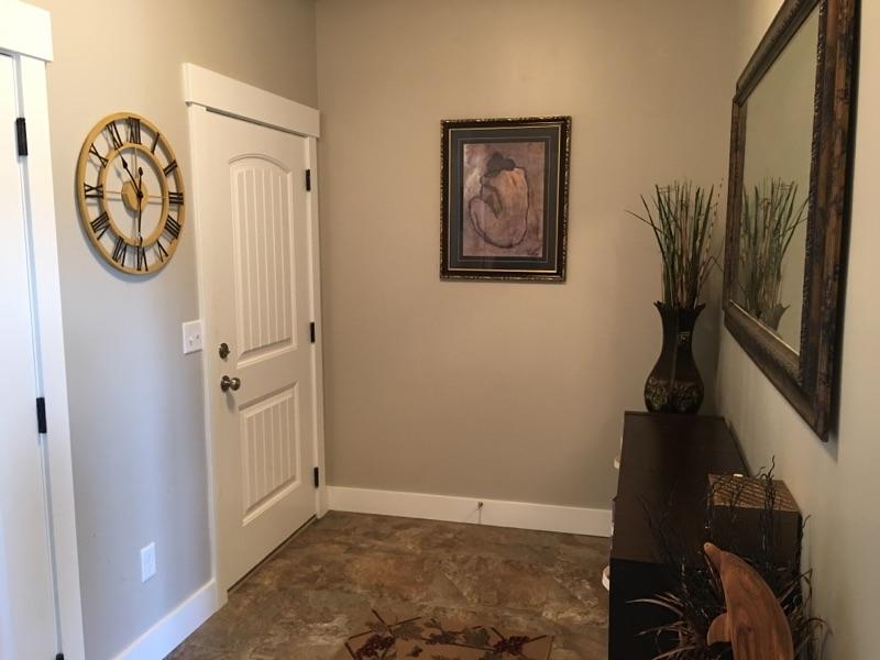 1787 W CLARK PARKWAY N